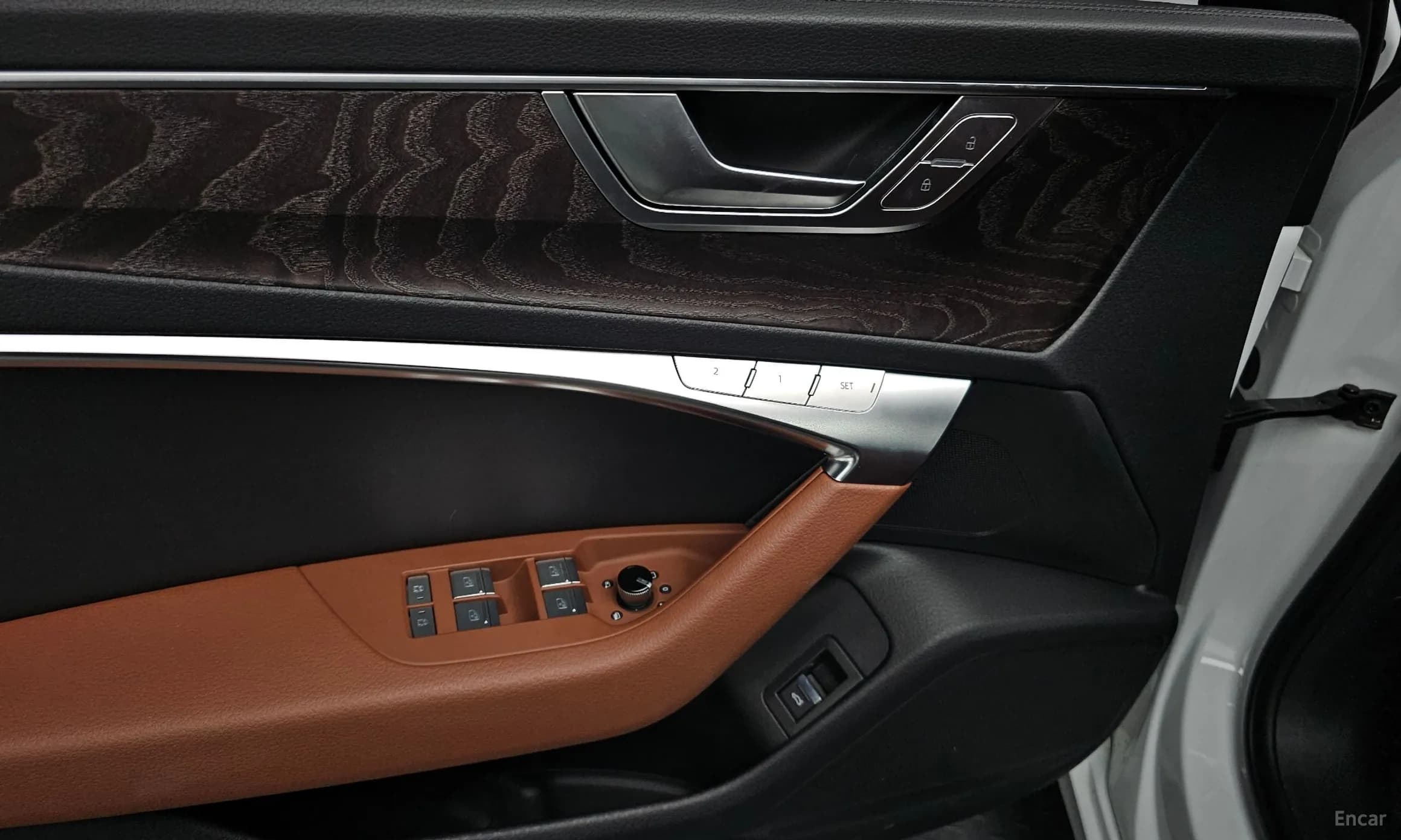 A6 (C8)