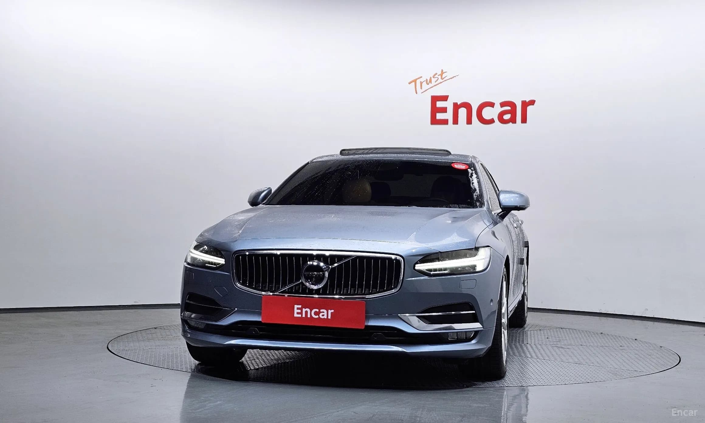 S90