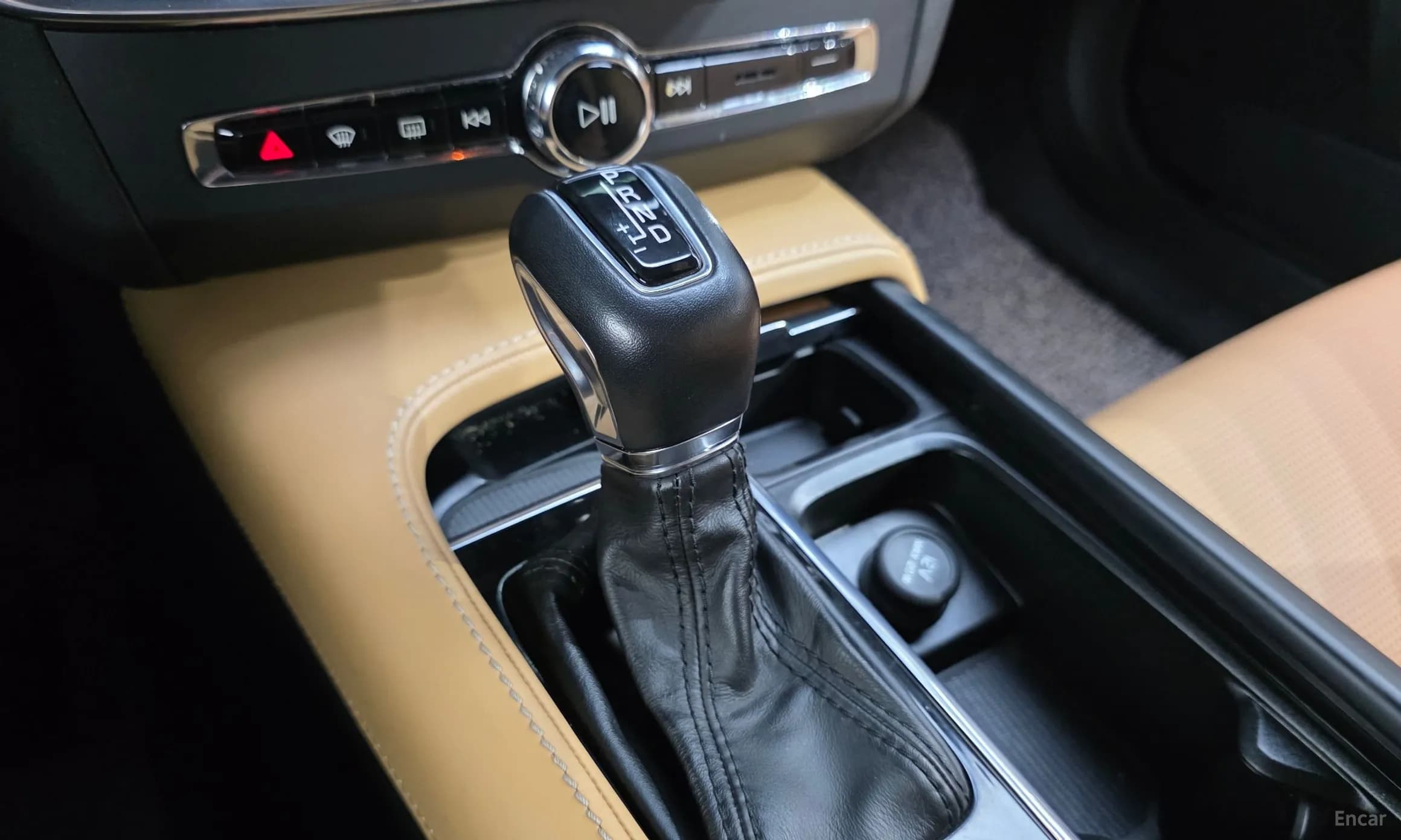 S90