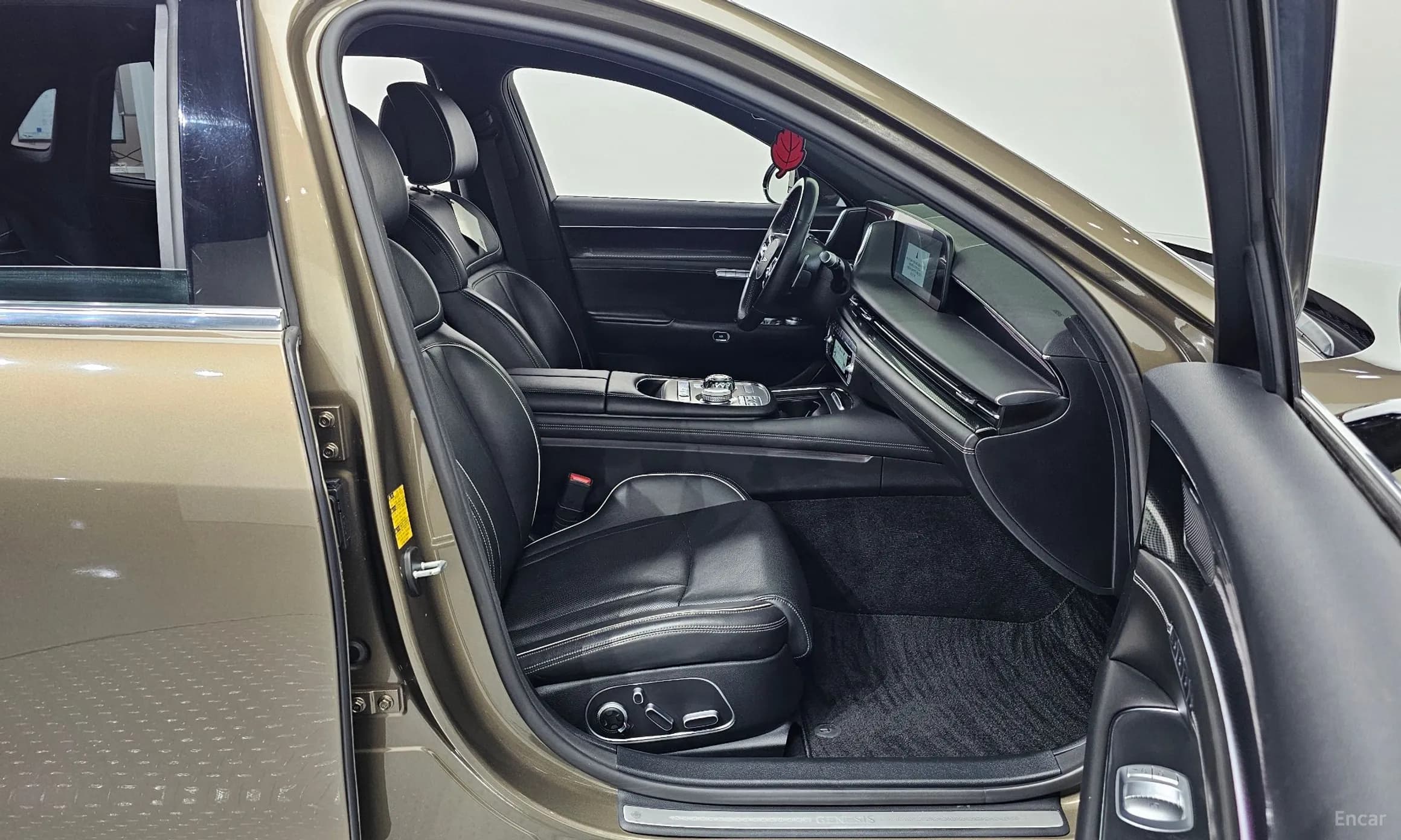 G90 (RS4)