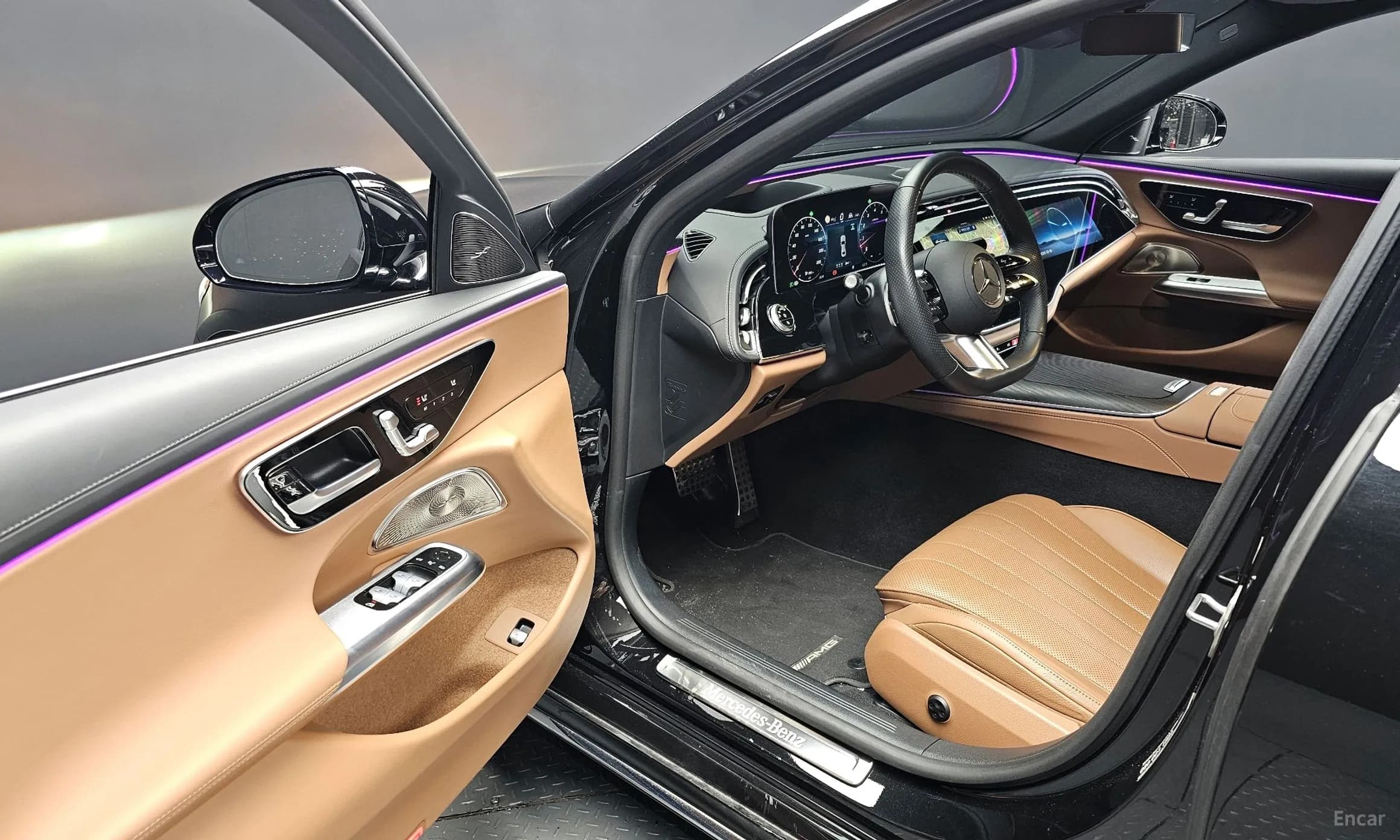 E-Class W214