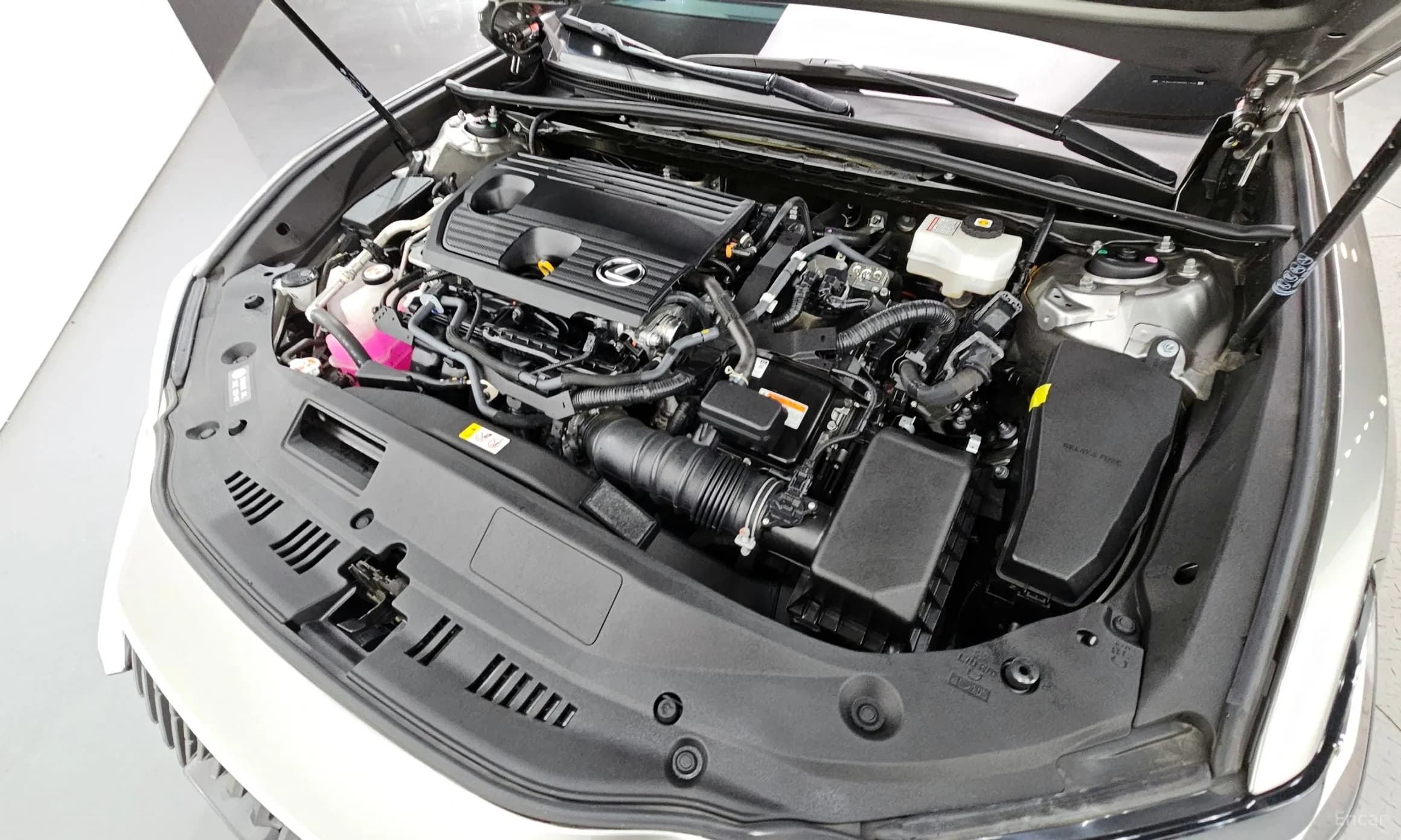 ES300h 7th Generation