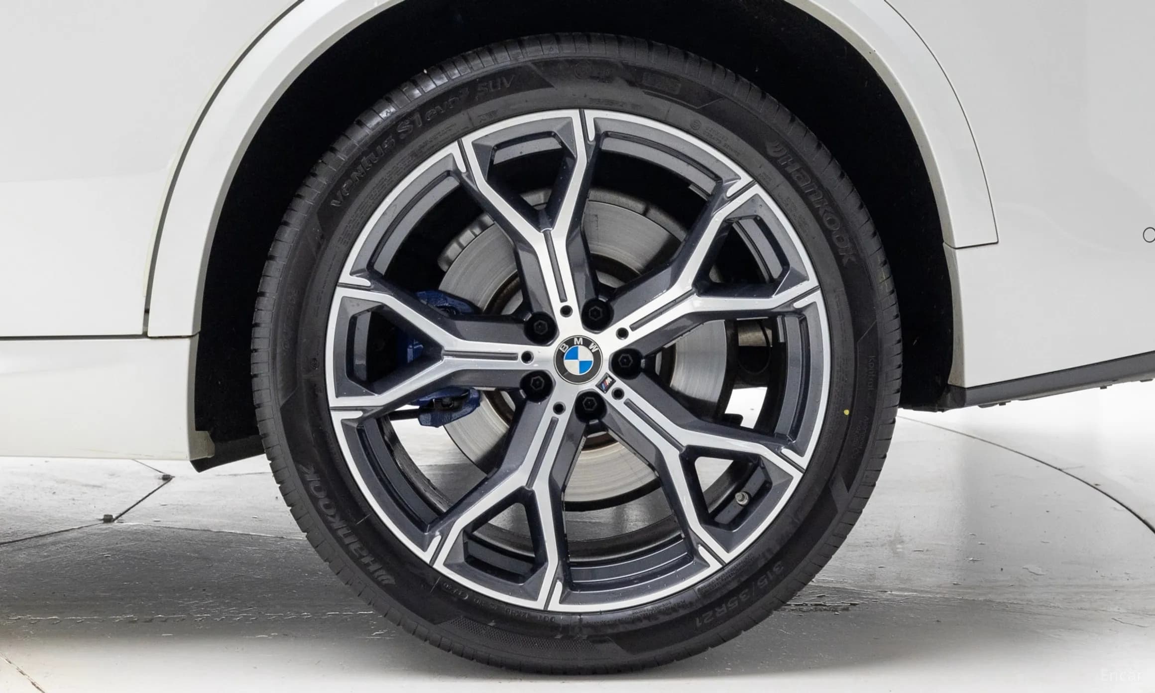 X5 (G05)