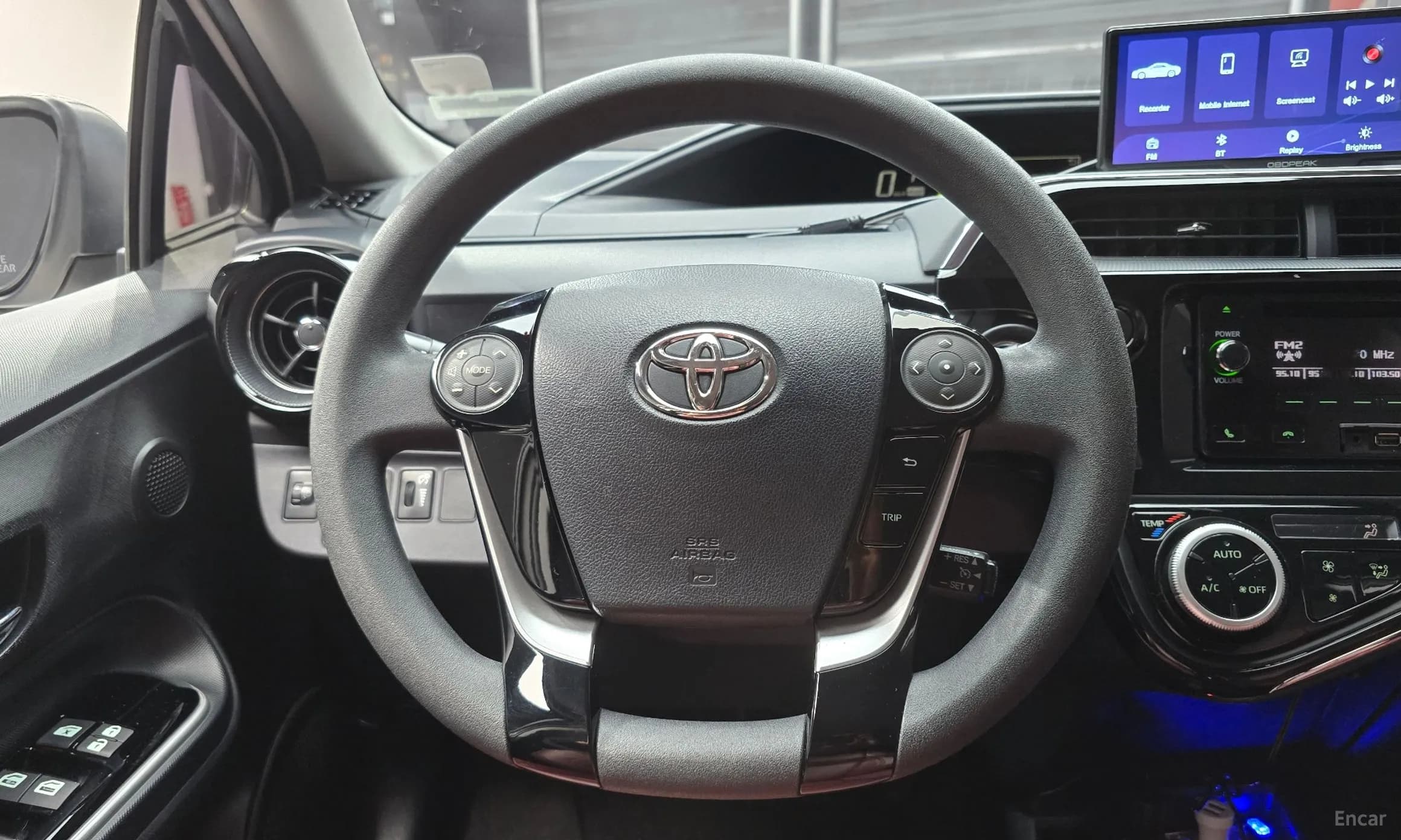 Prius C