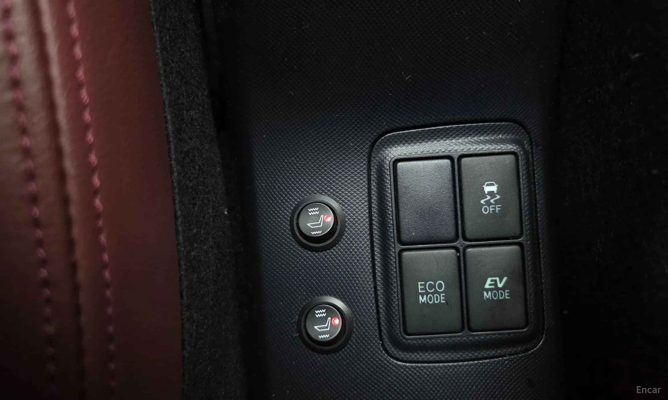 Prius C