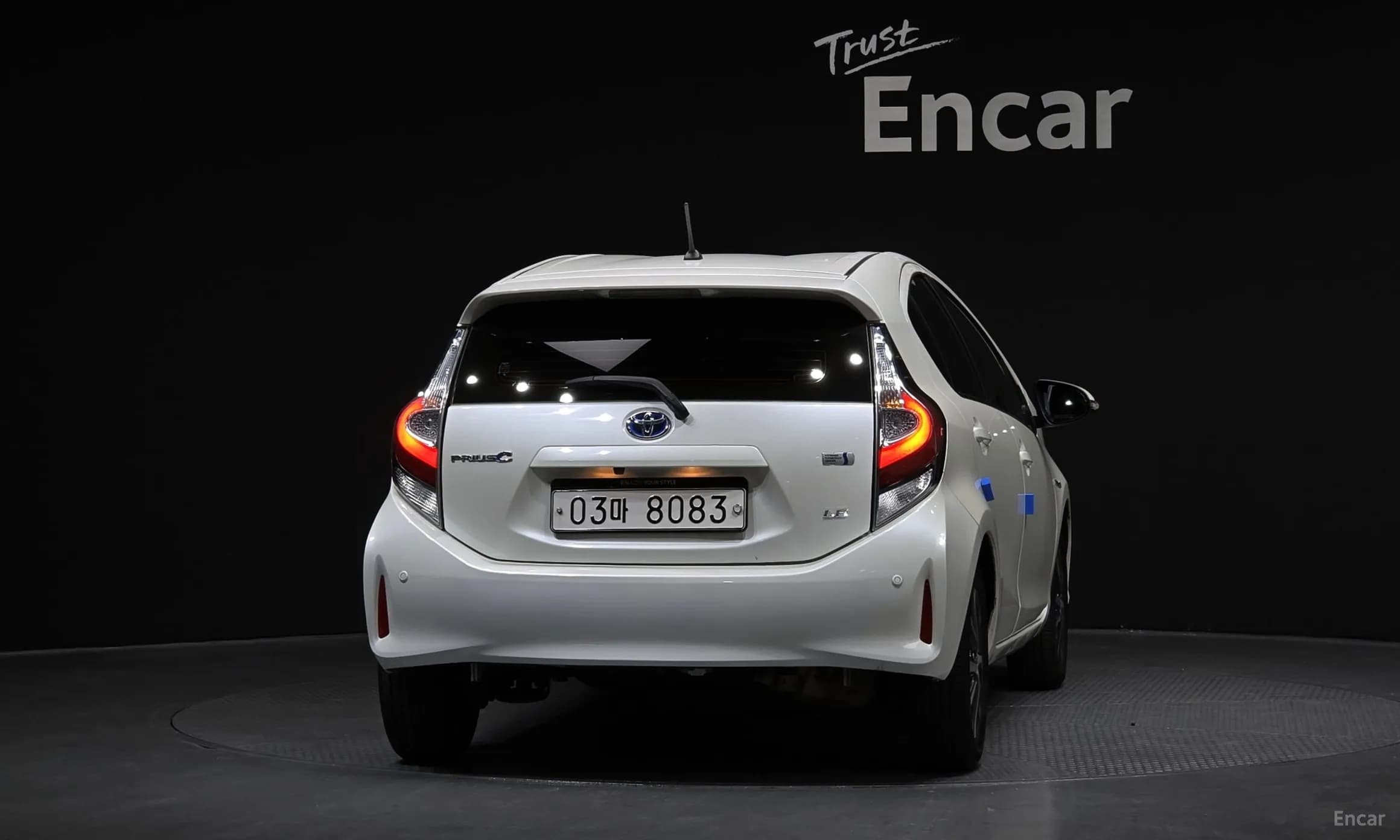 Prius C