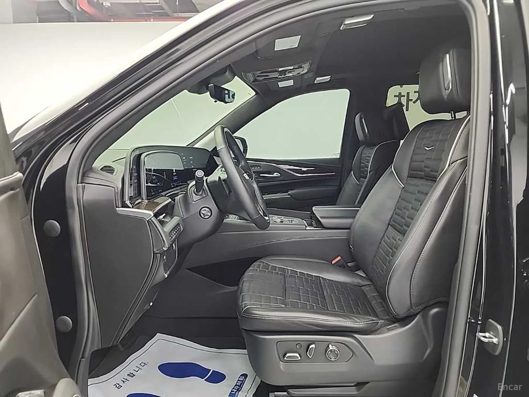 Escalade 5th Generation