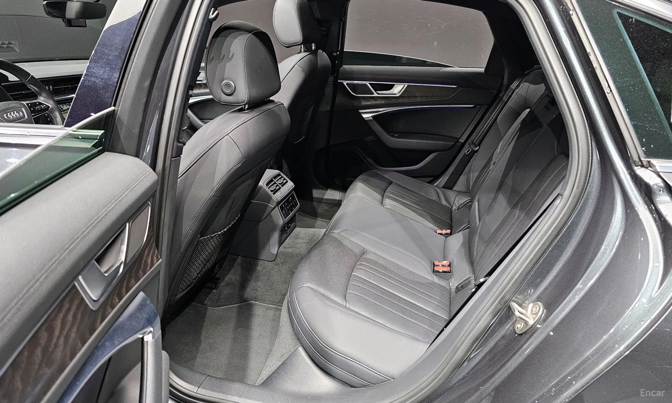 A6 (C8)