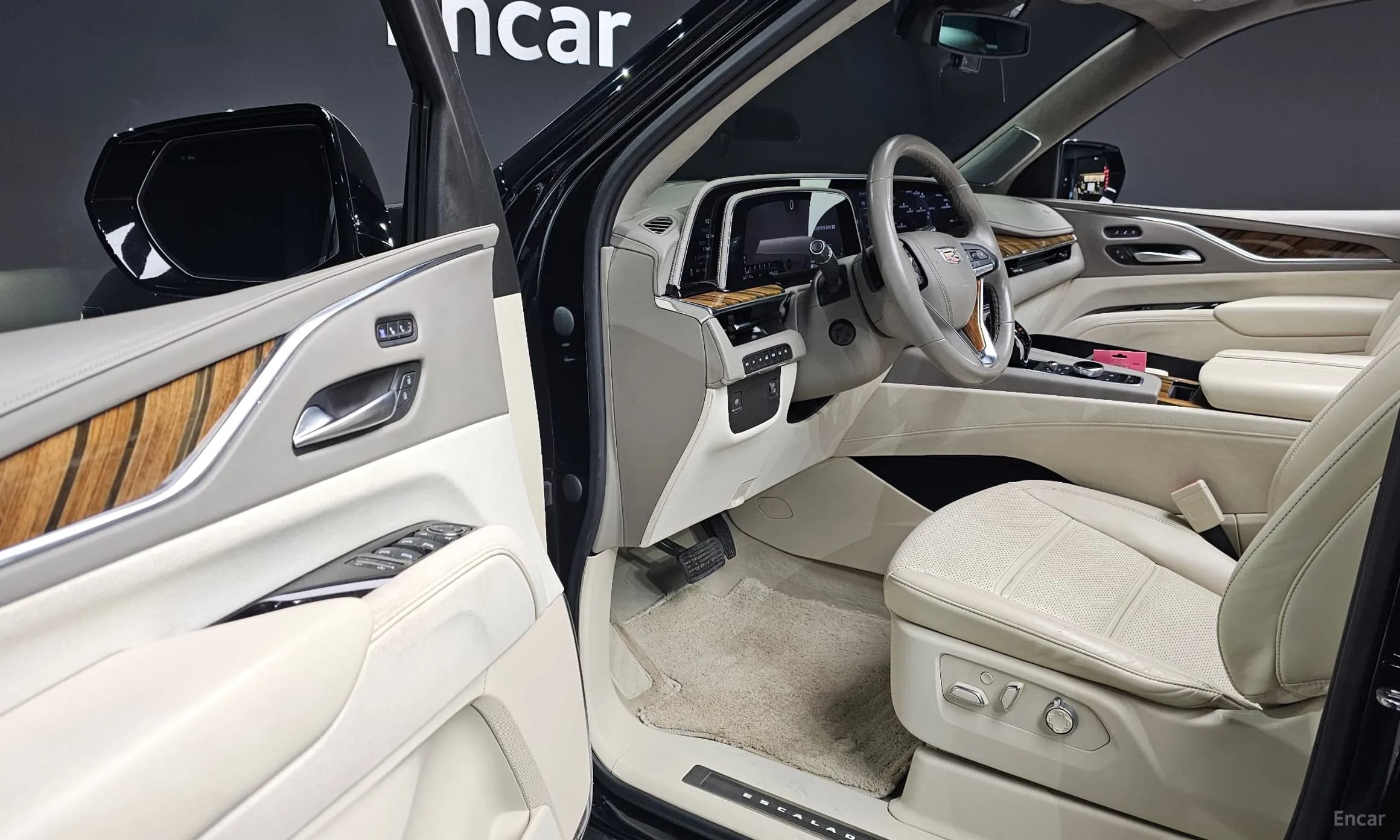 Escalade 5th Generation