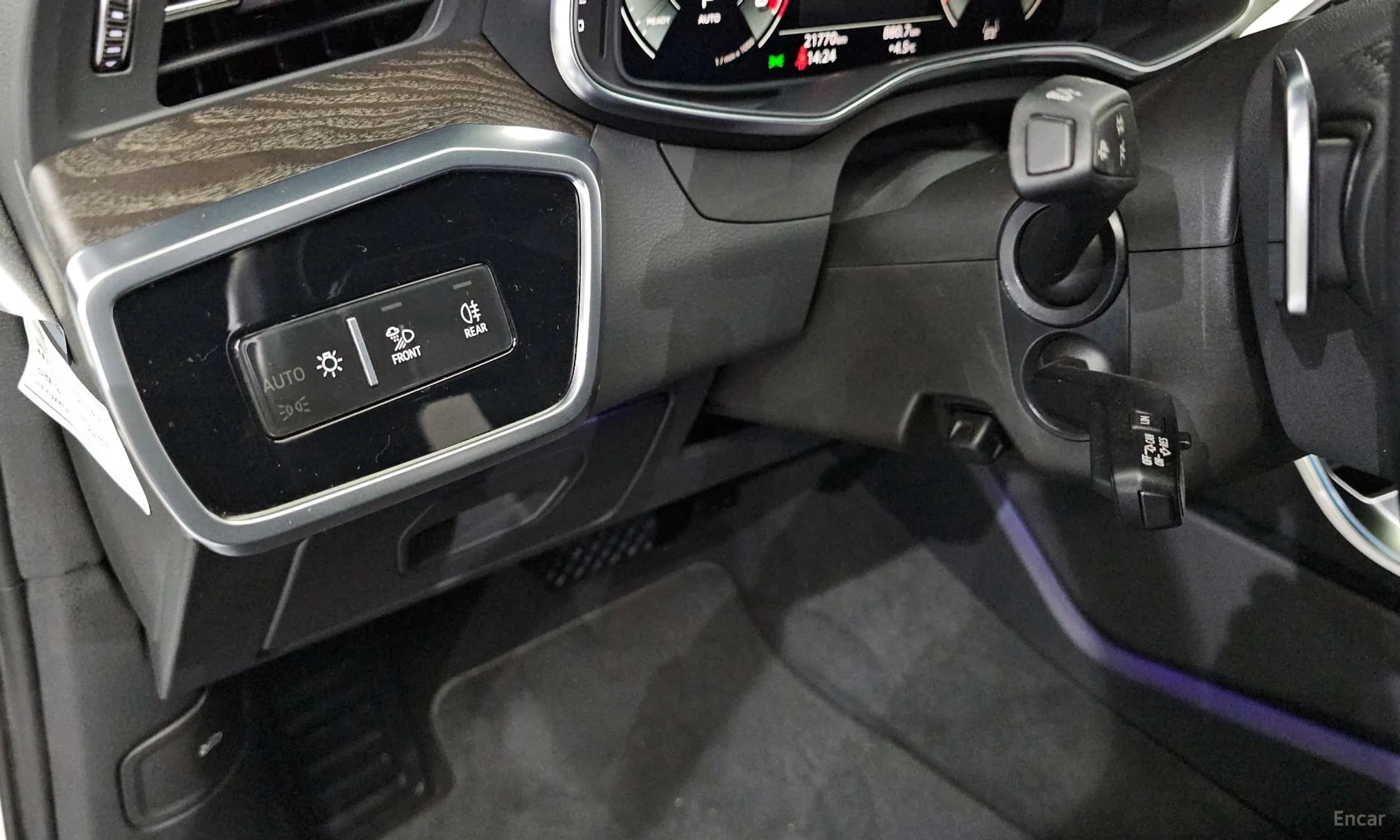 A6 (C8)