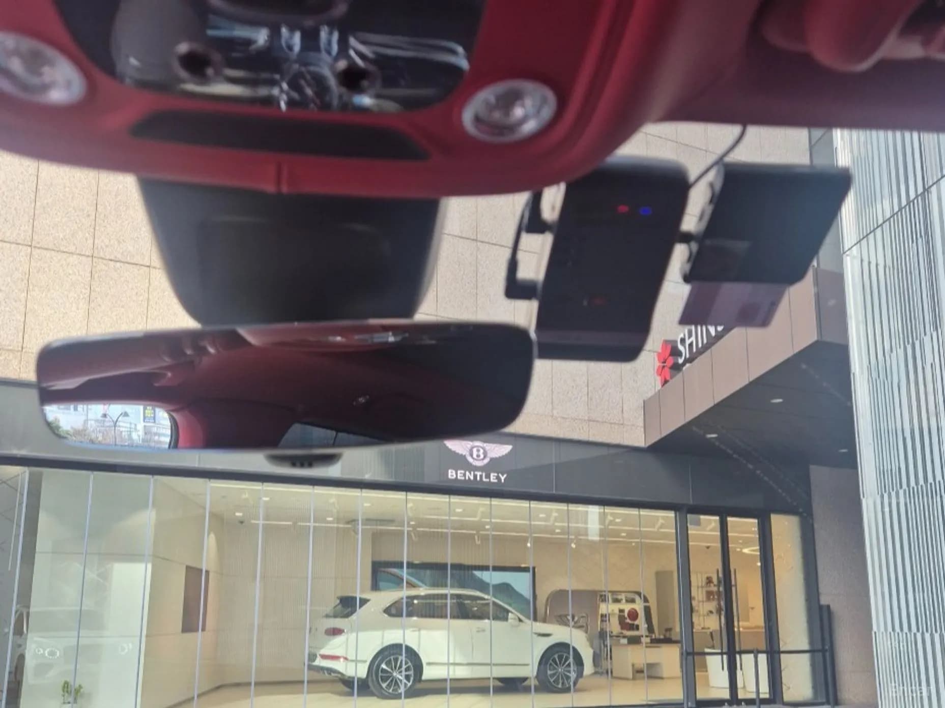 Bentayga