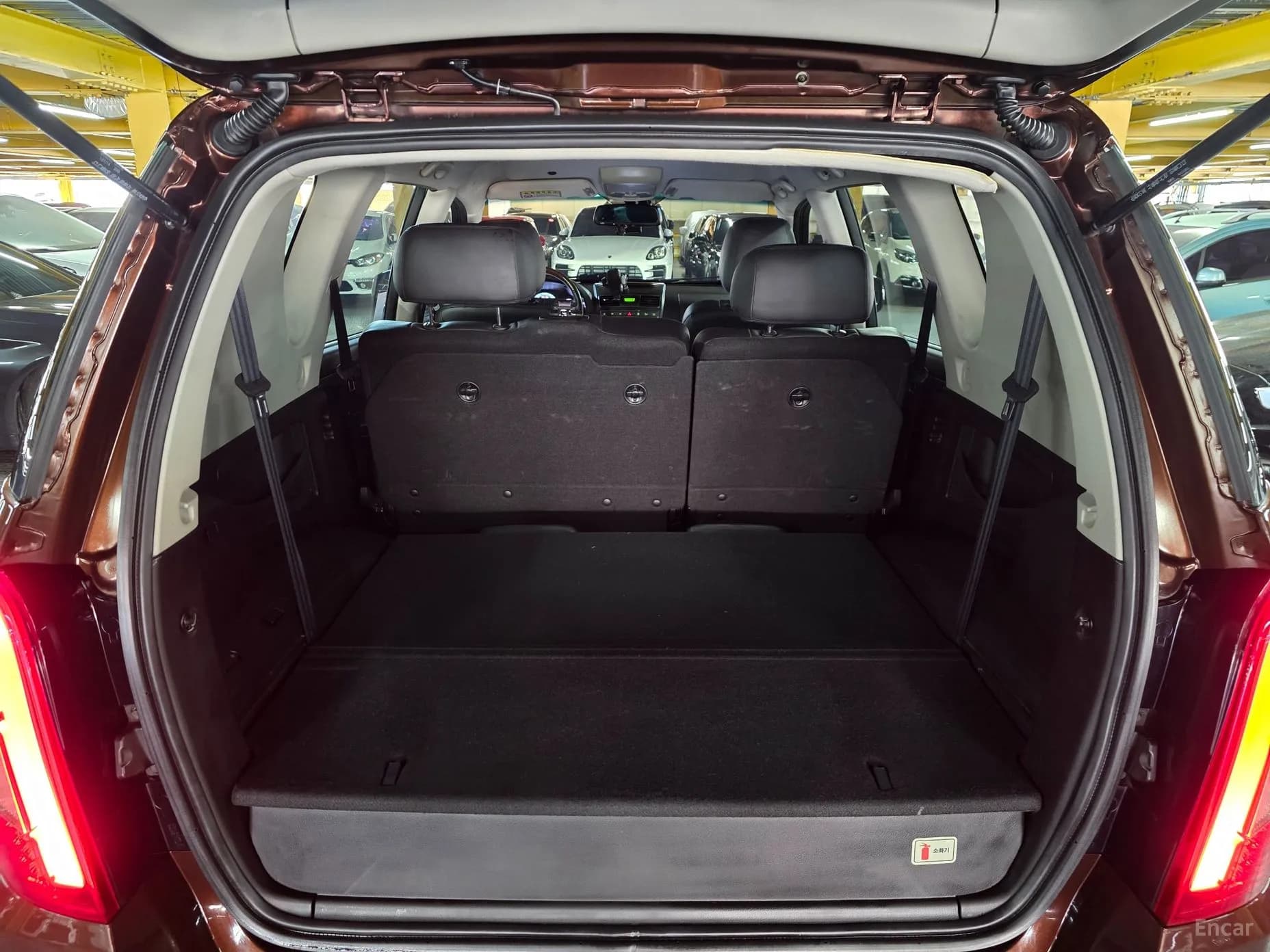 Rexton W