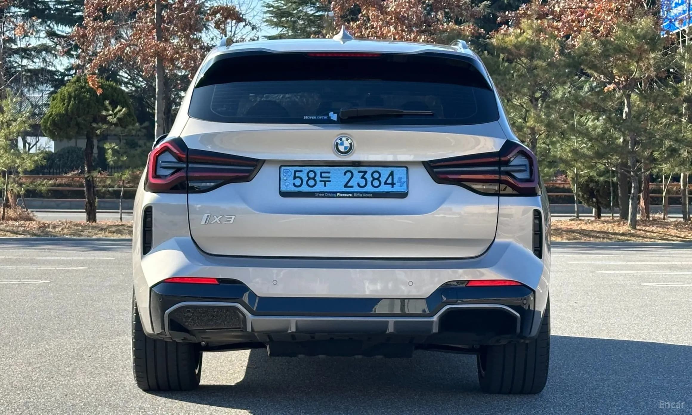 iX3
