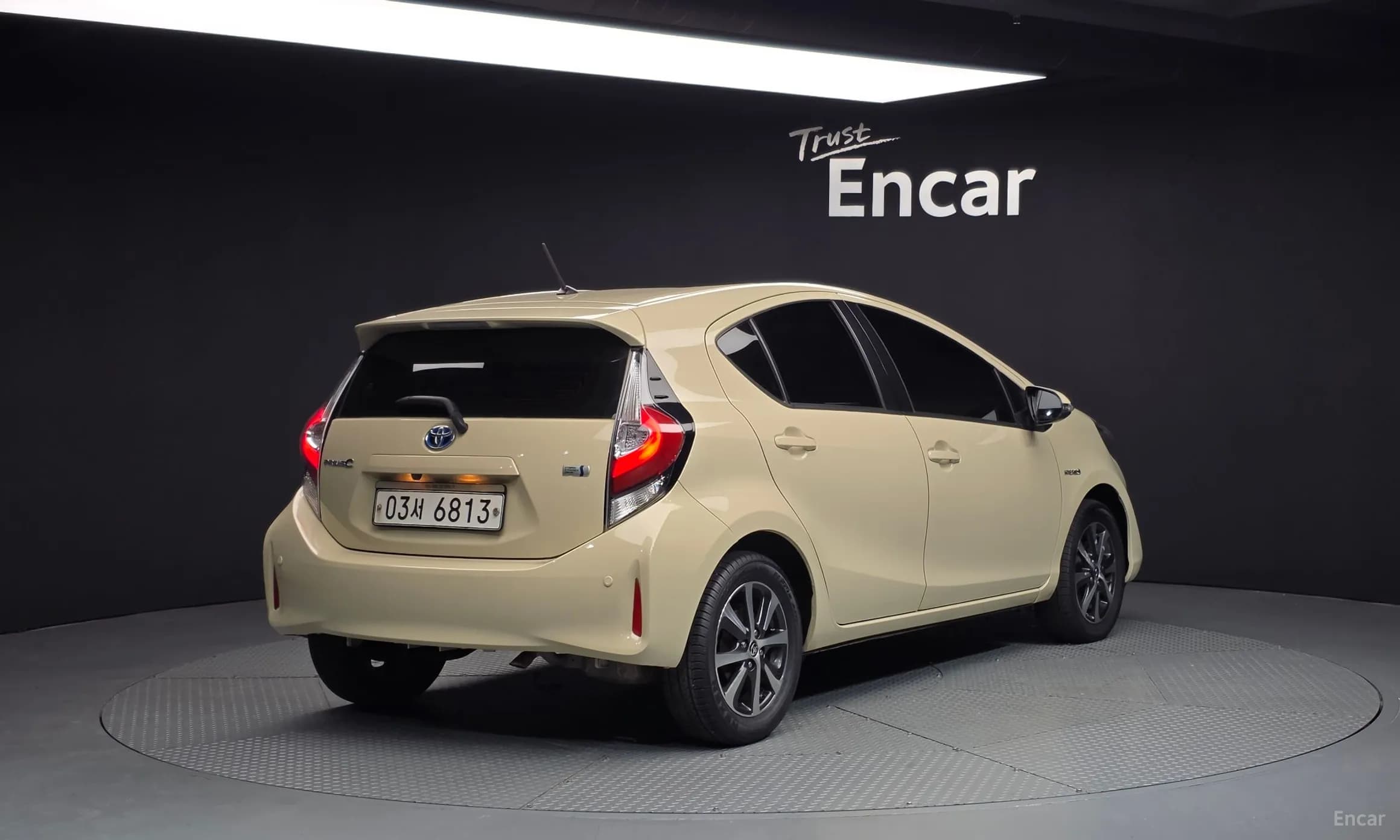 Prius C