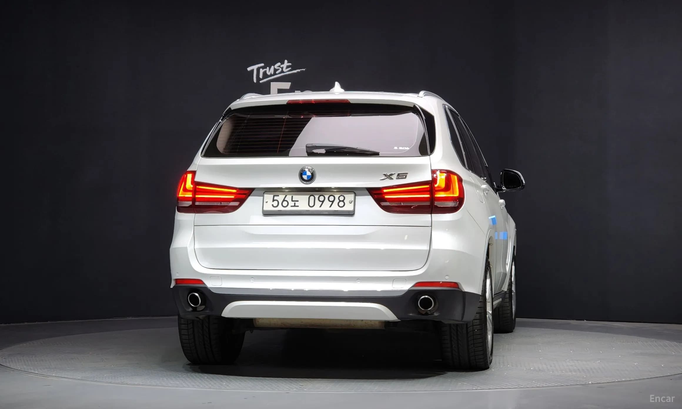 X5 (F15)