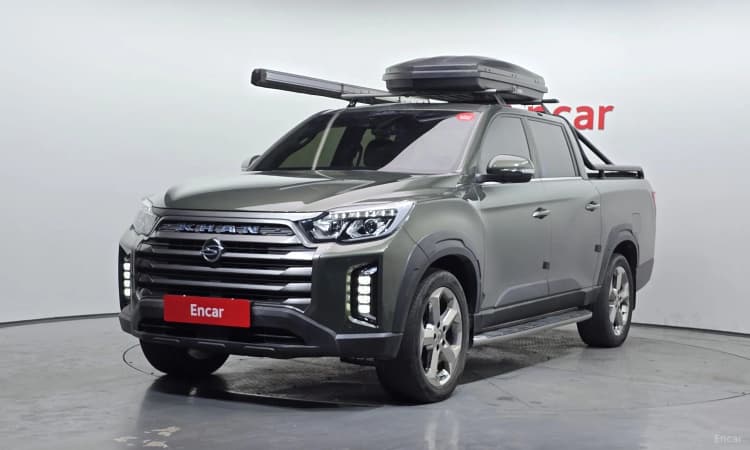 Rexton Sports Khan