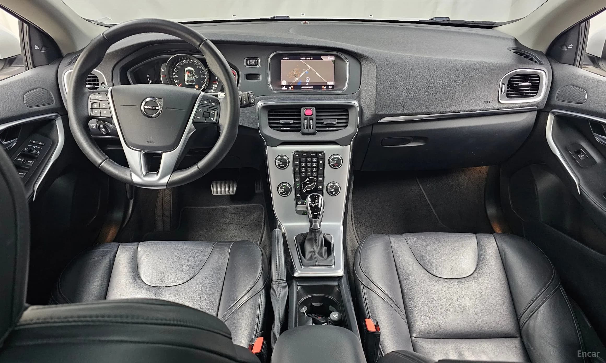 V40