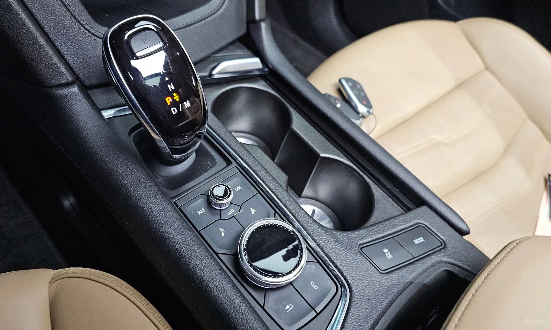 XT6