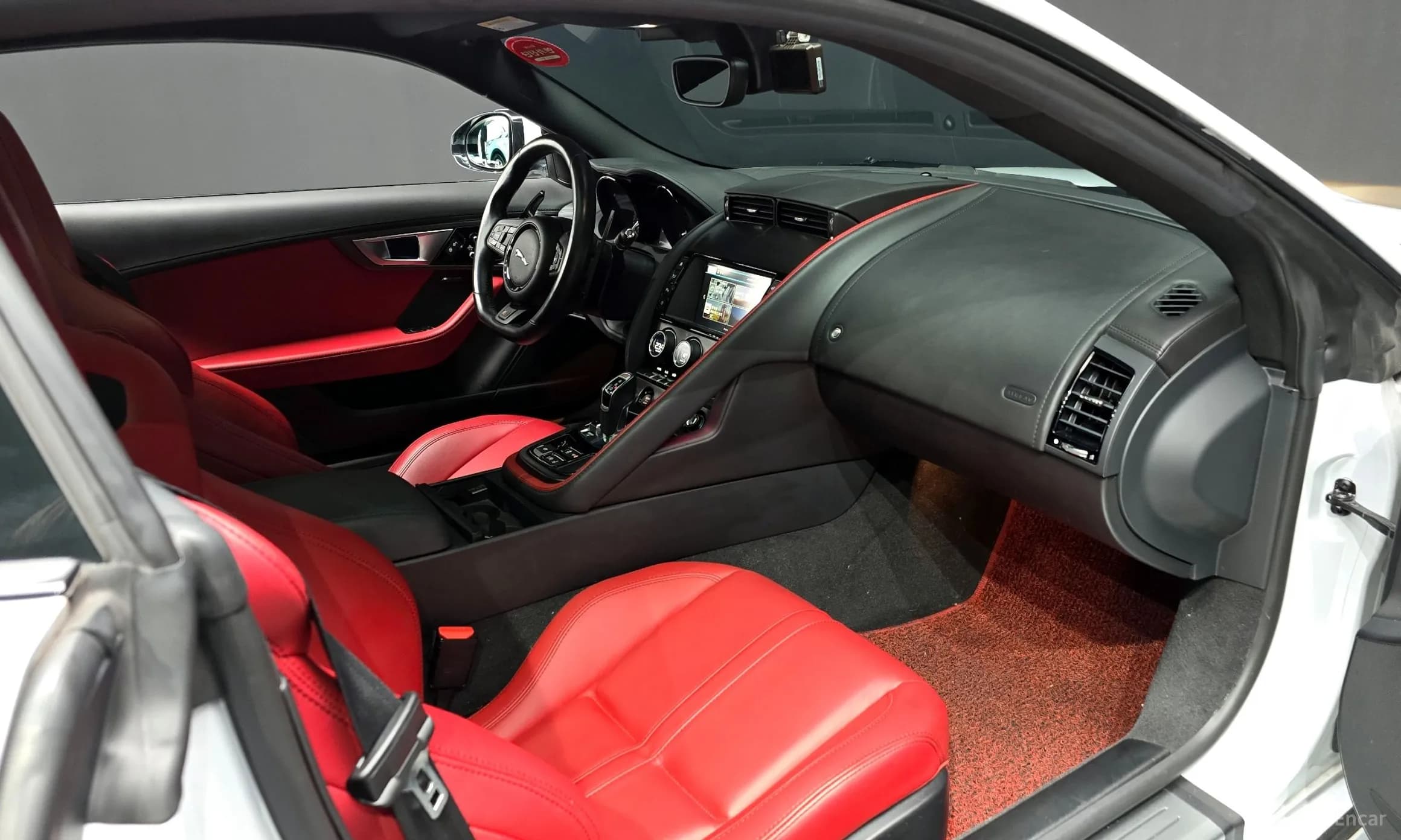 F-TYPE