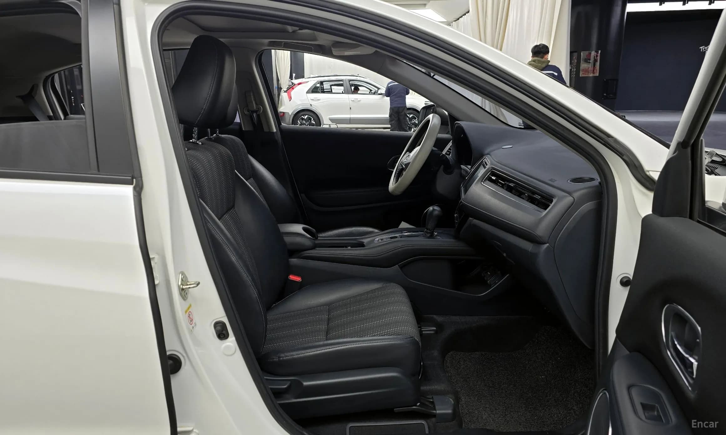 HR-V