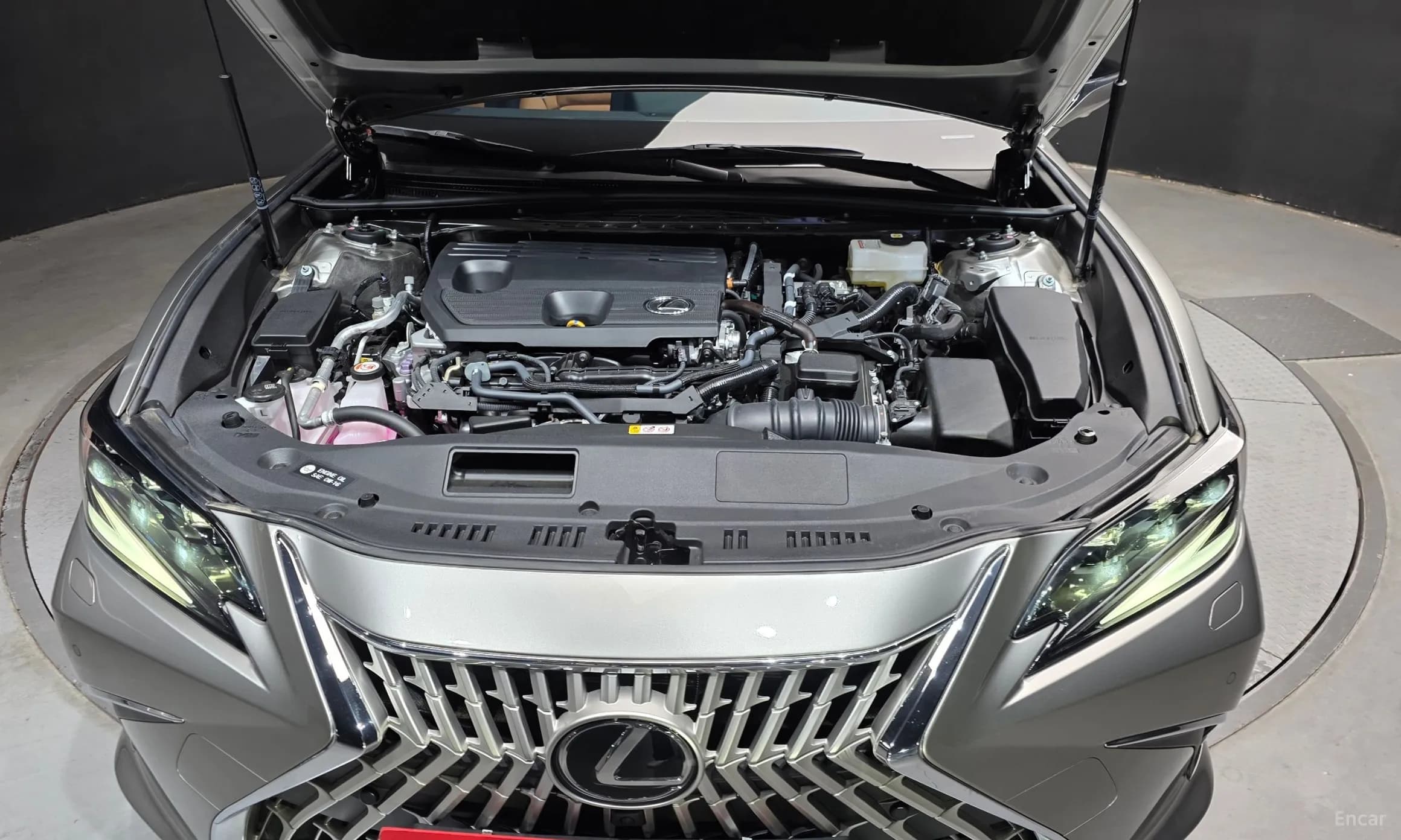 ES300h 7th Generation