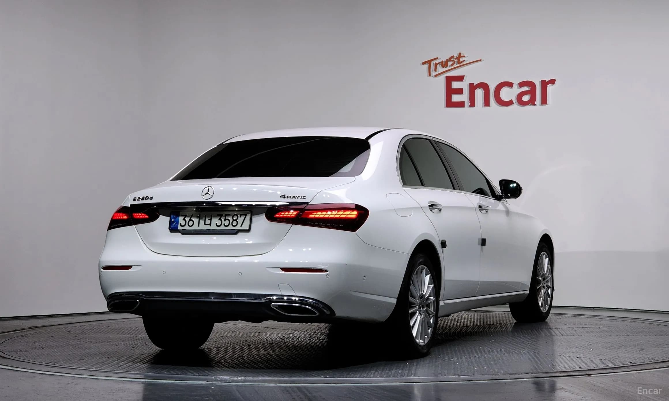 E-Class W213