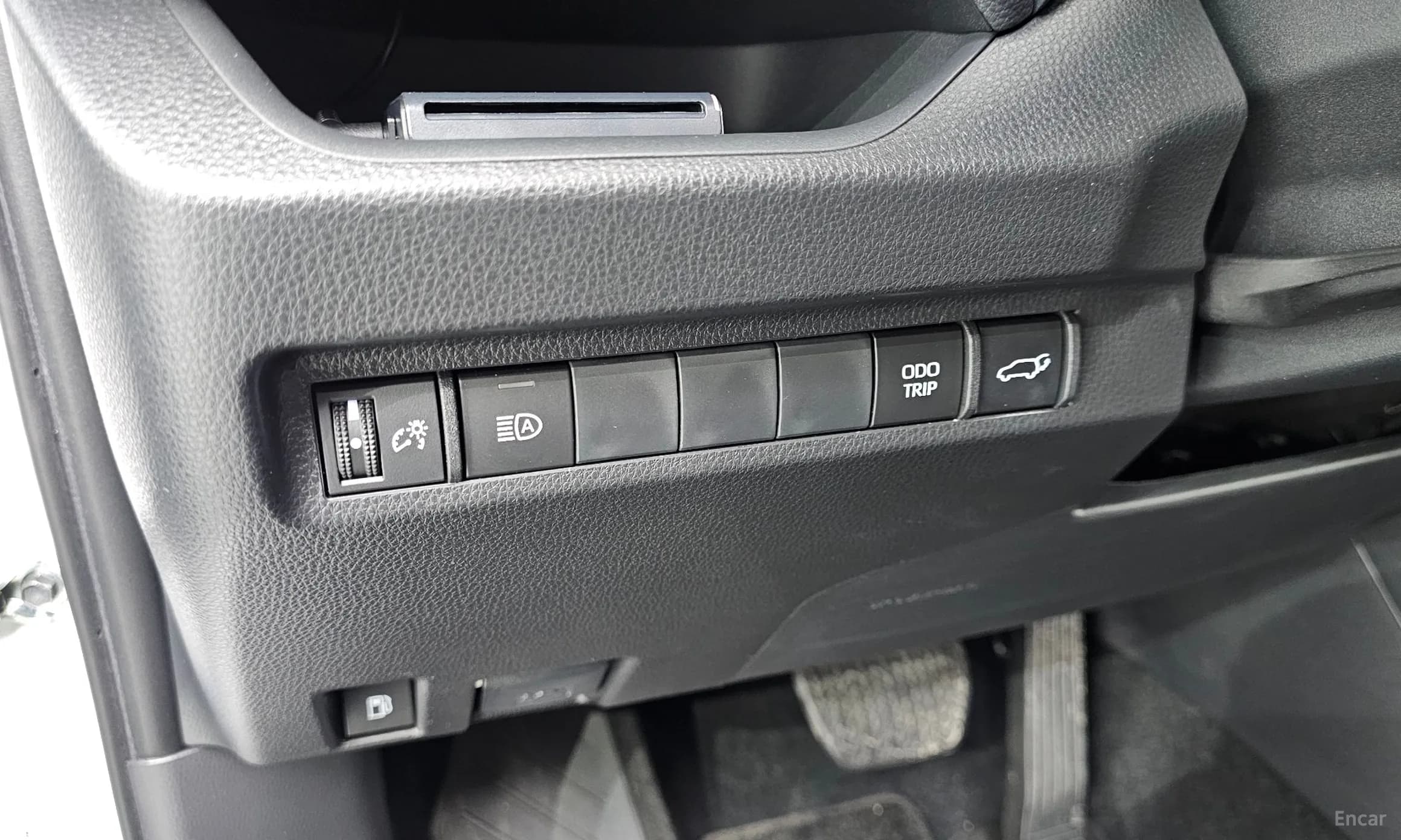 RAV4 5th Generation