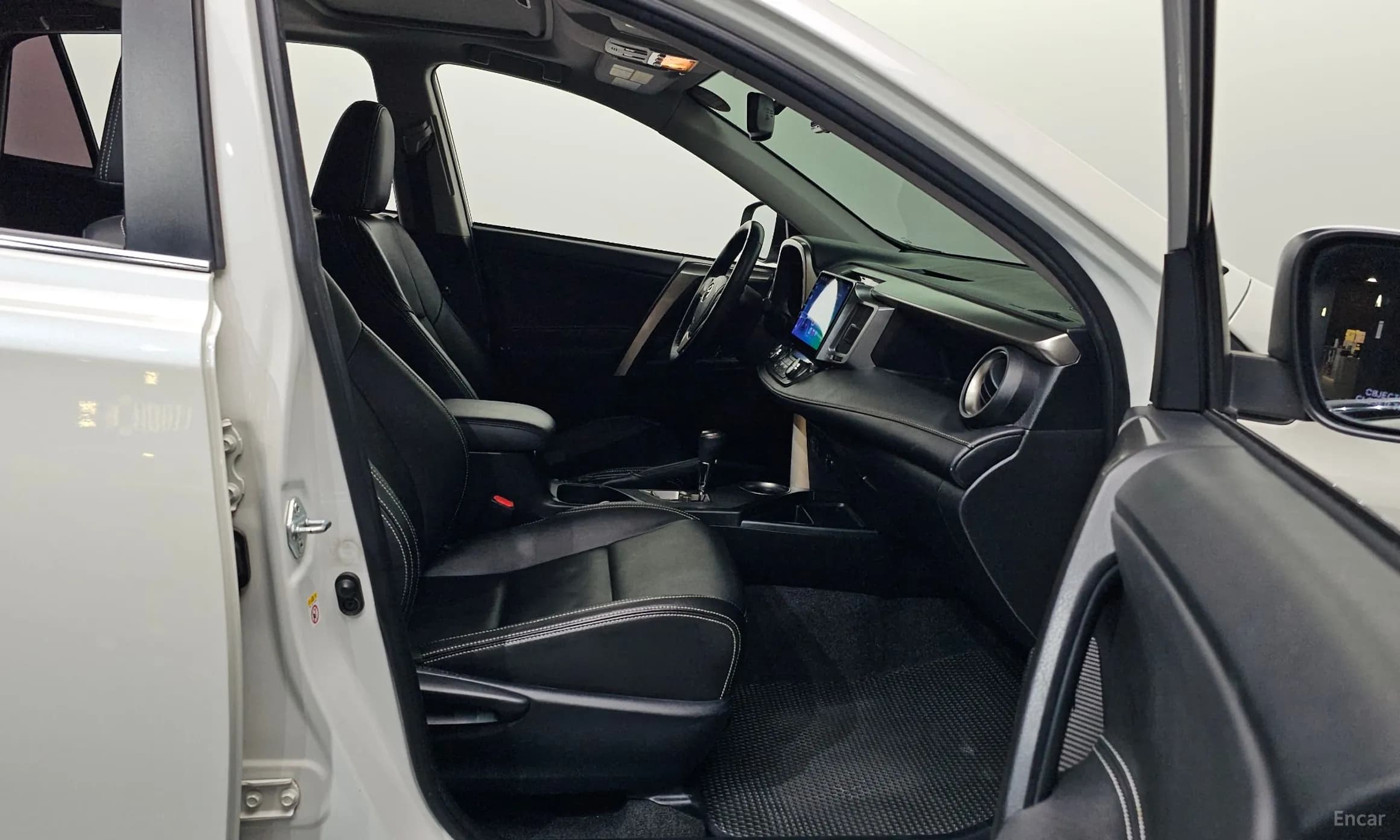 RAV4