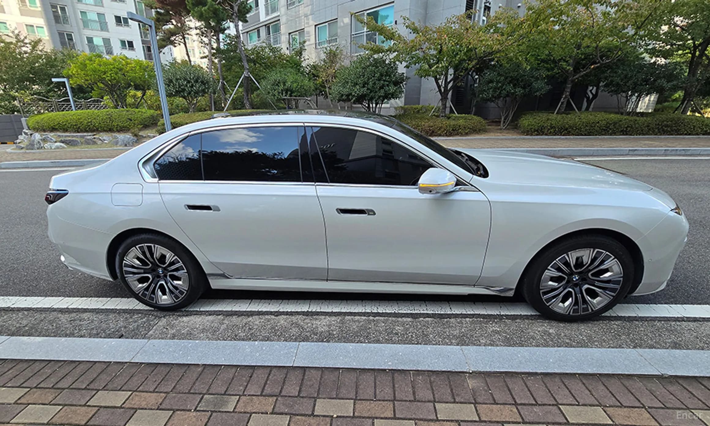 7 Series (G70)