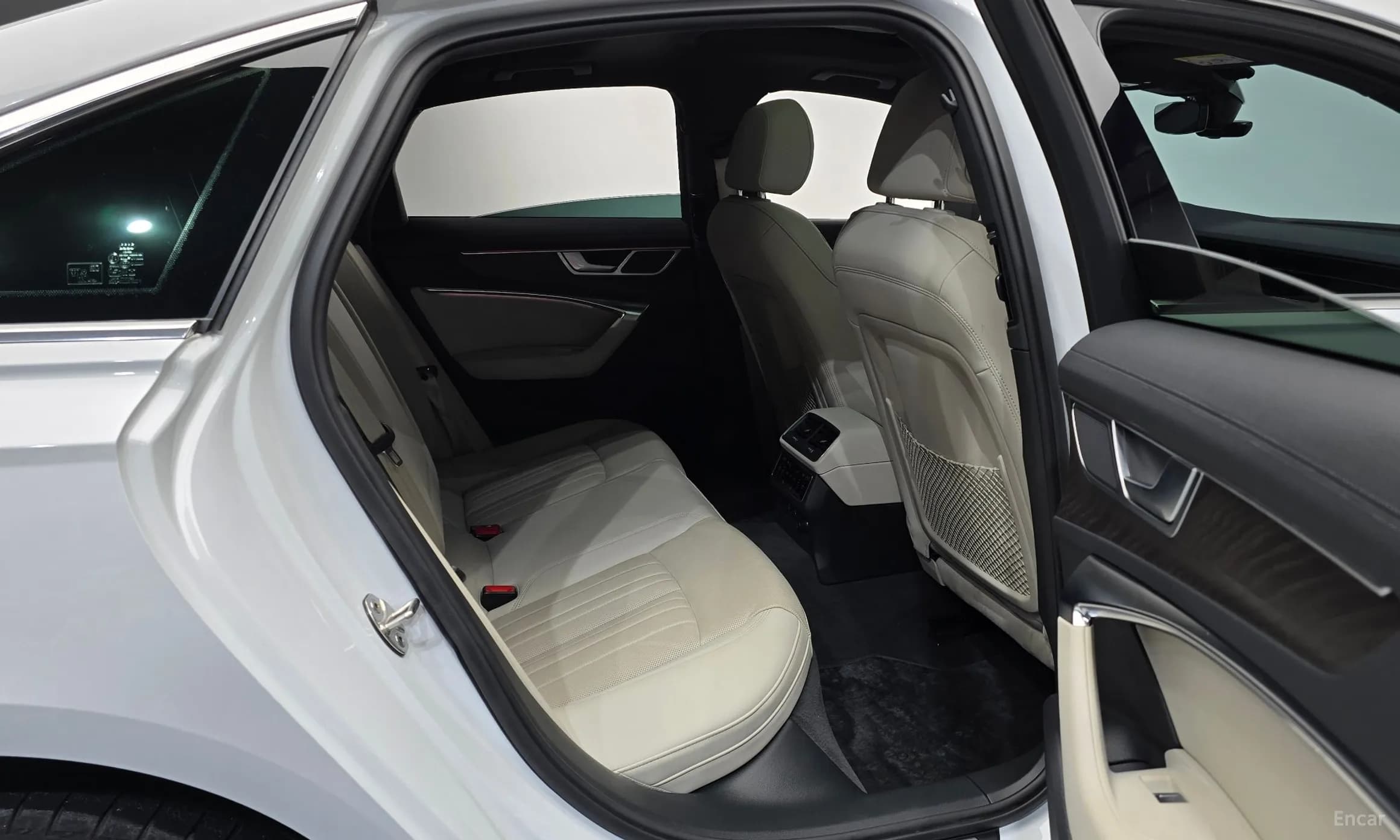 A6 (C8)