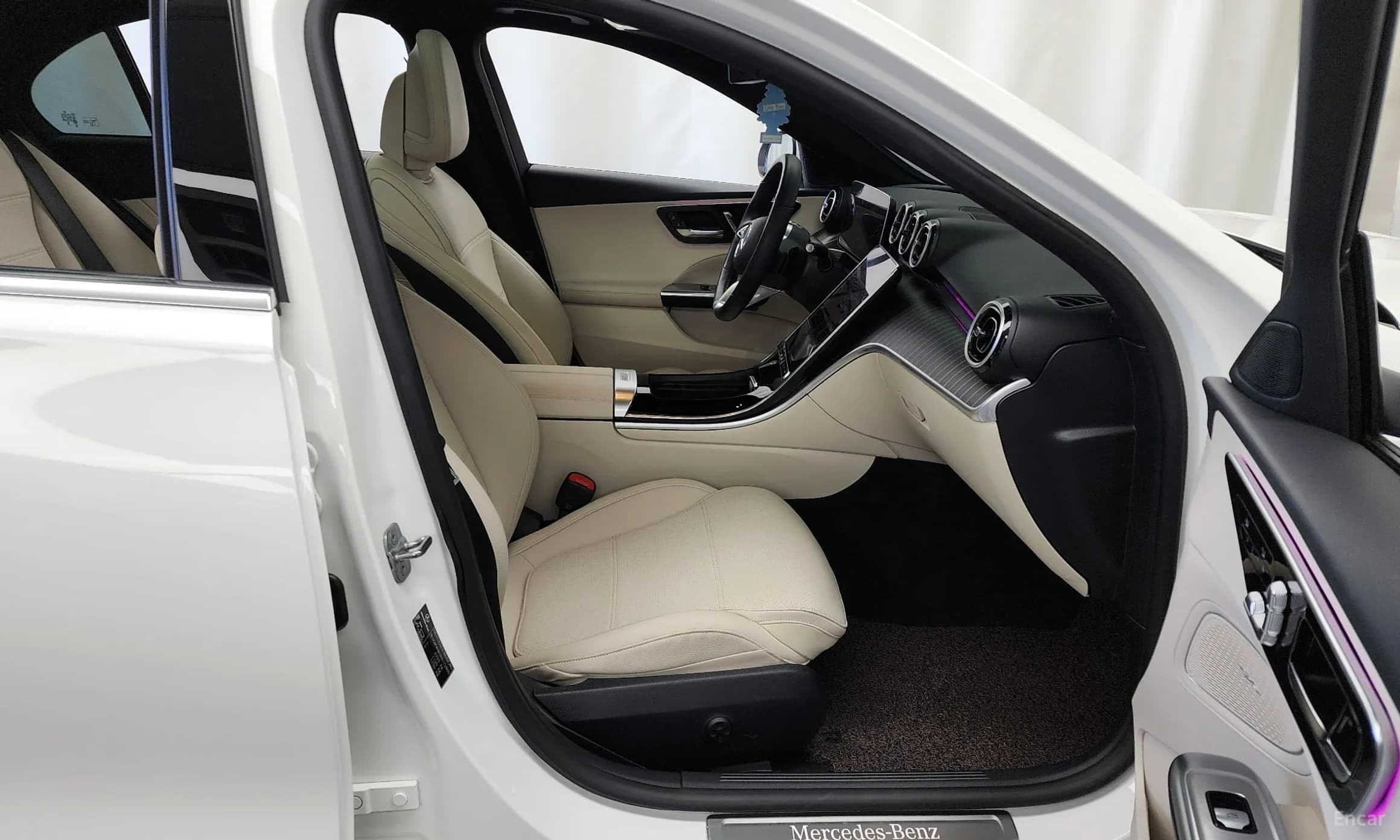 C-Class W206