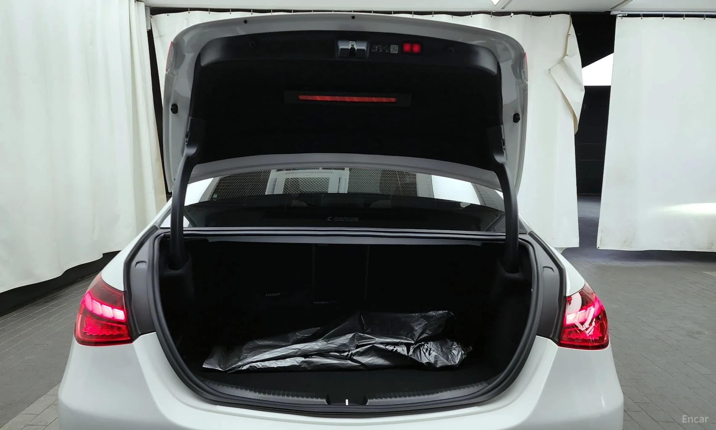 C-Class W206