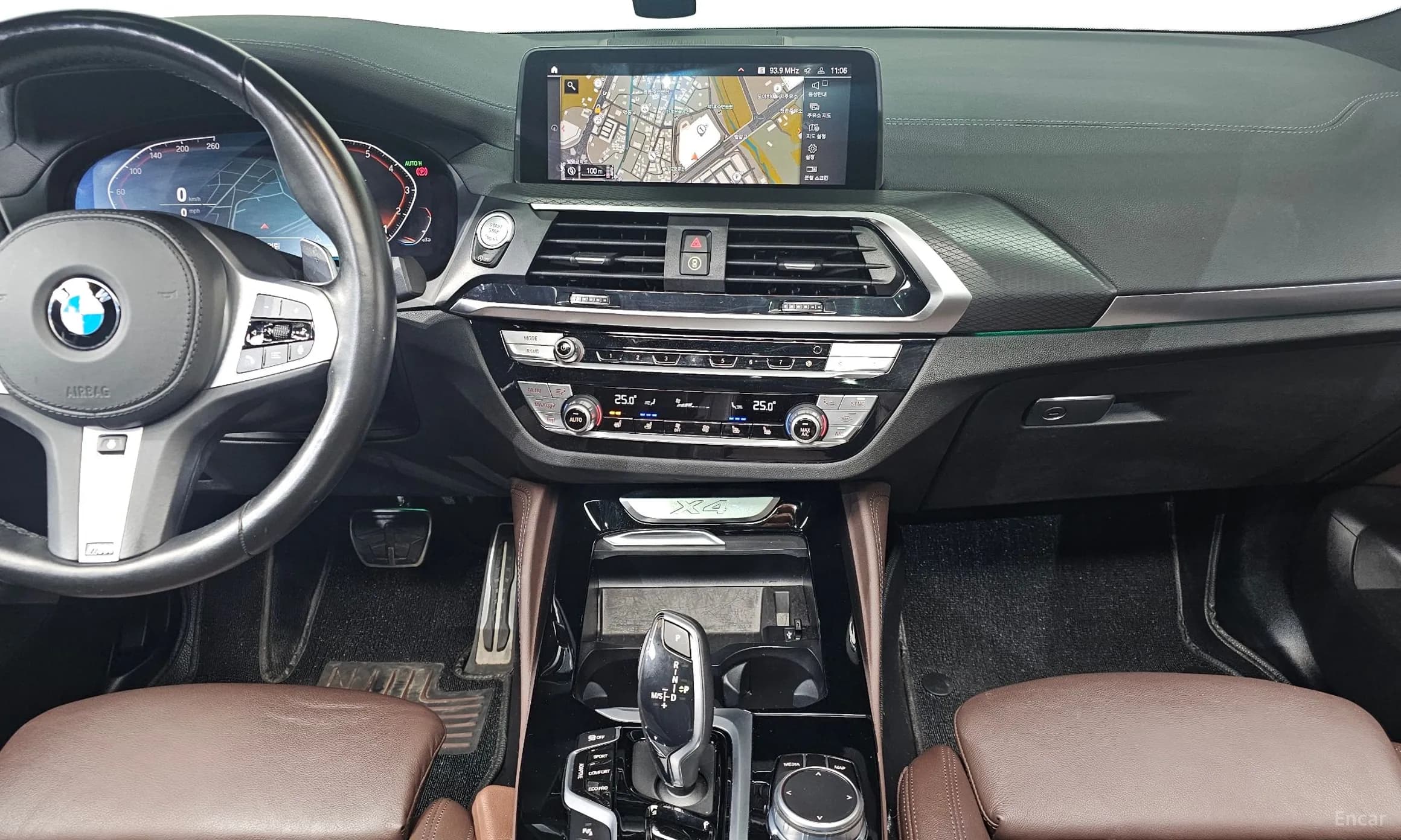 X4 (G02)
