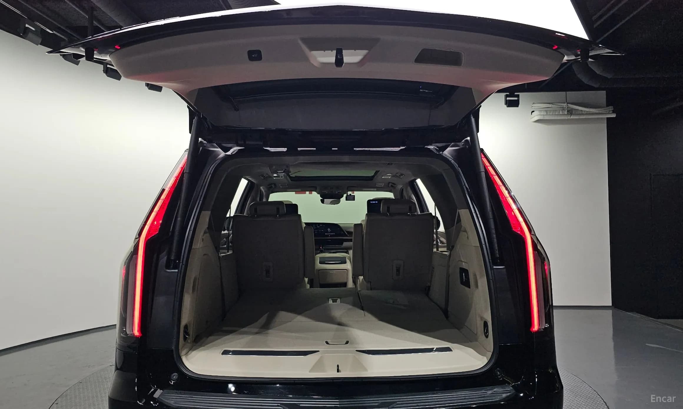 Escalade 5th Generation