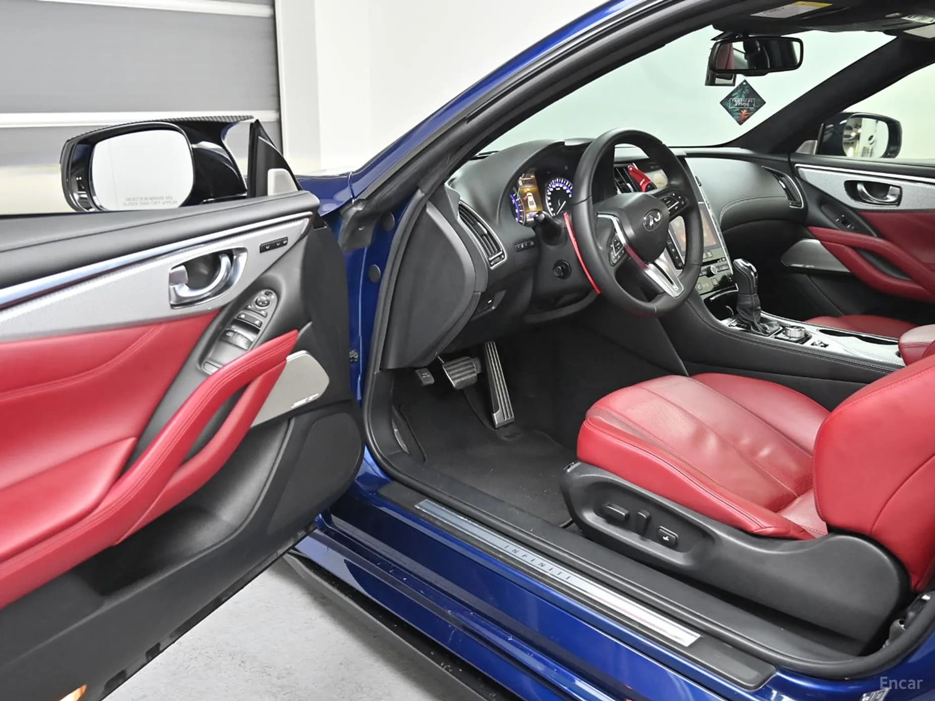 Q60 (CV37)