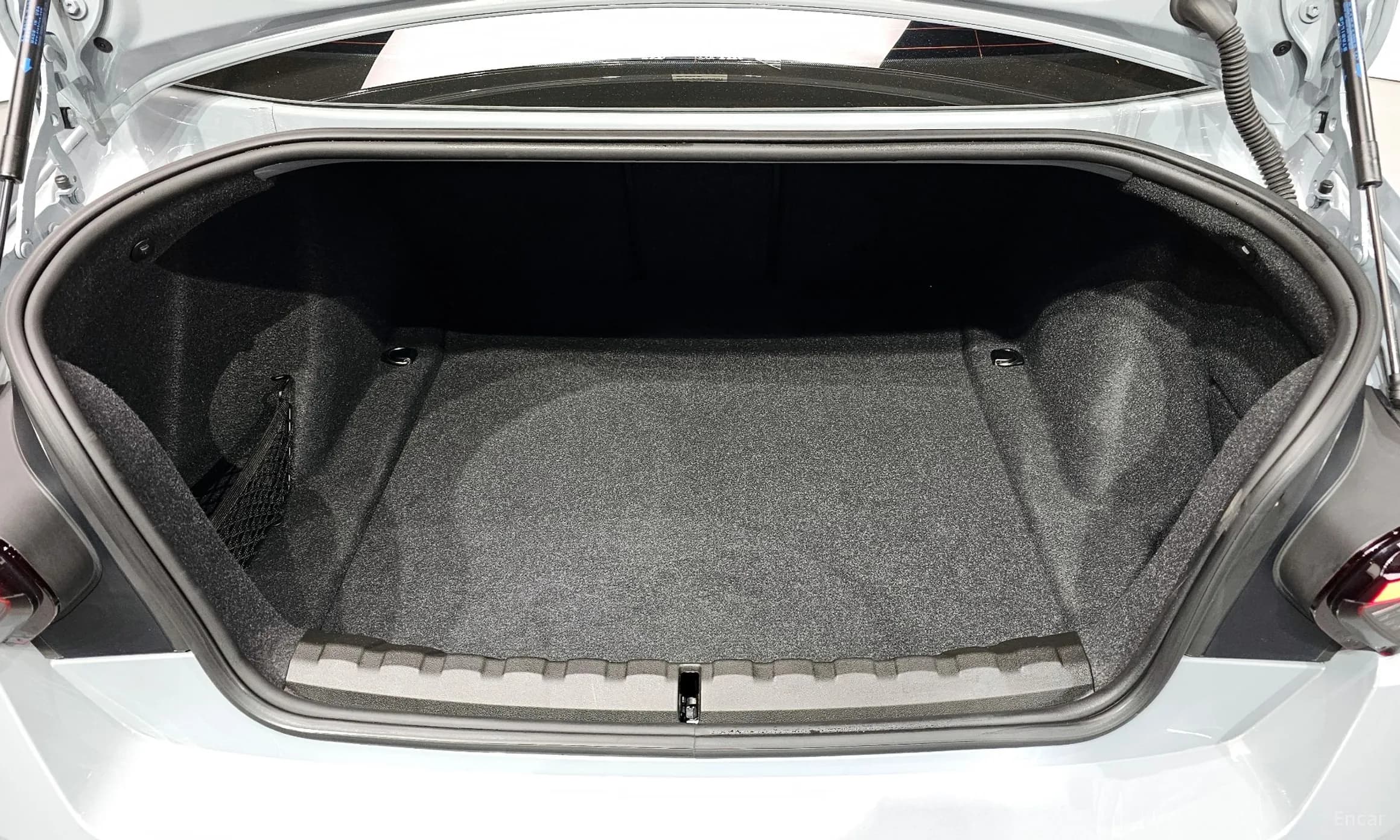 2 Series (G42)