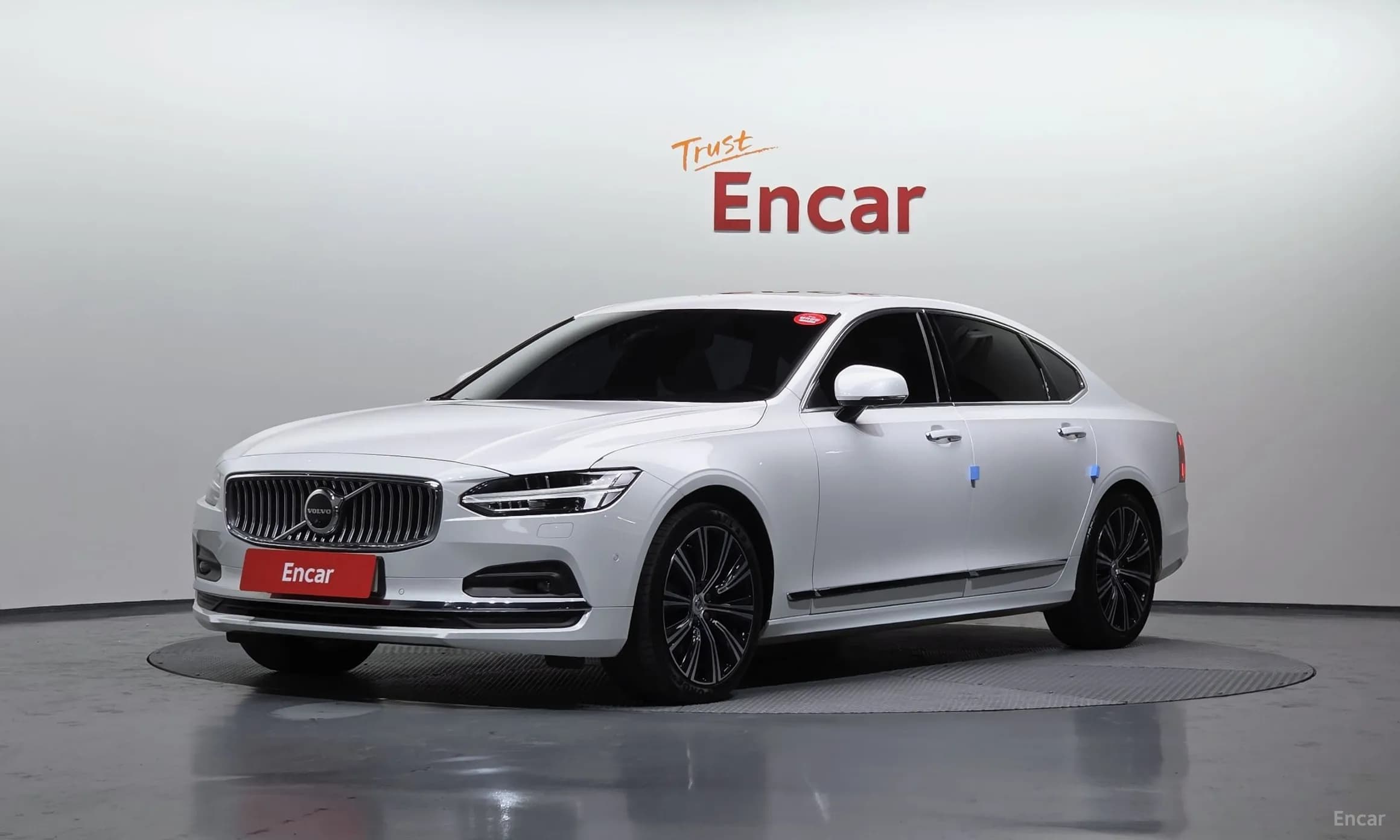 S90