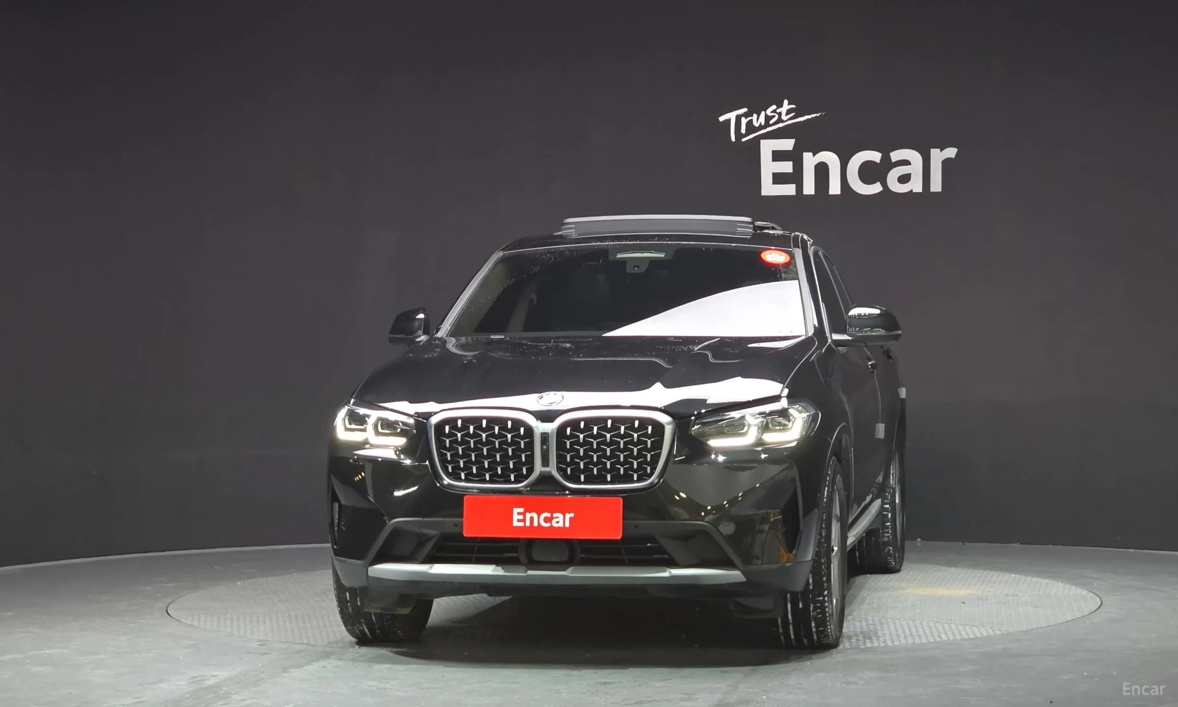 X4 (G02)