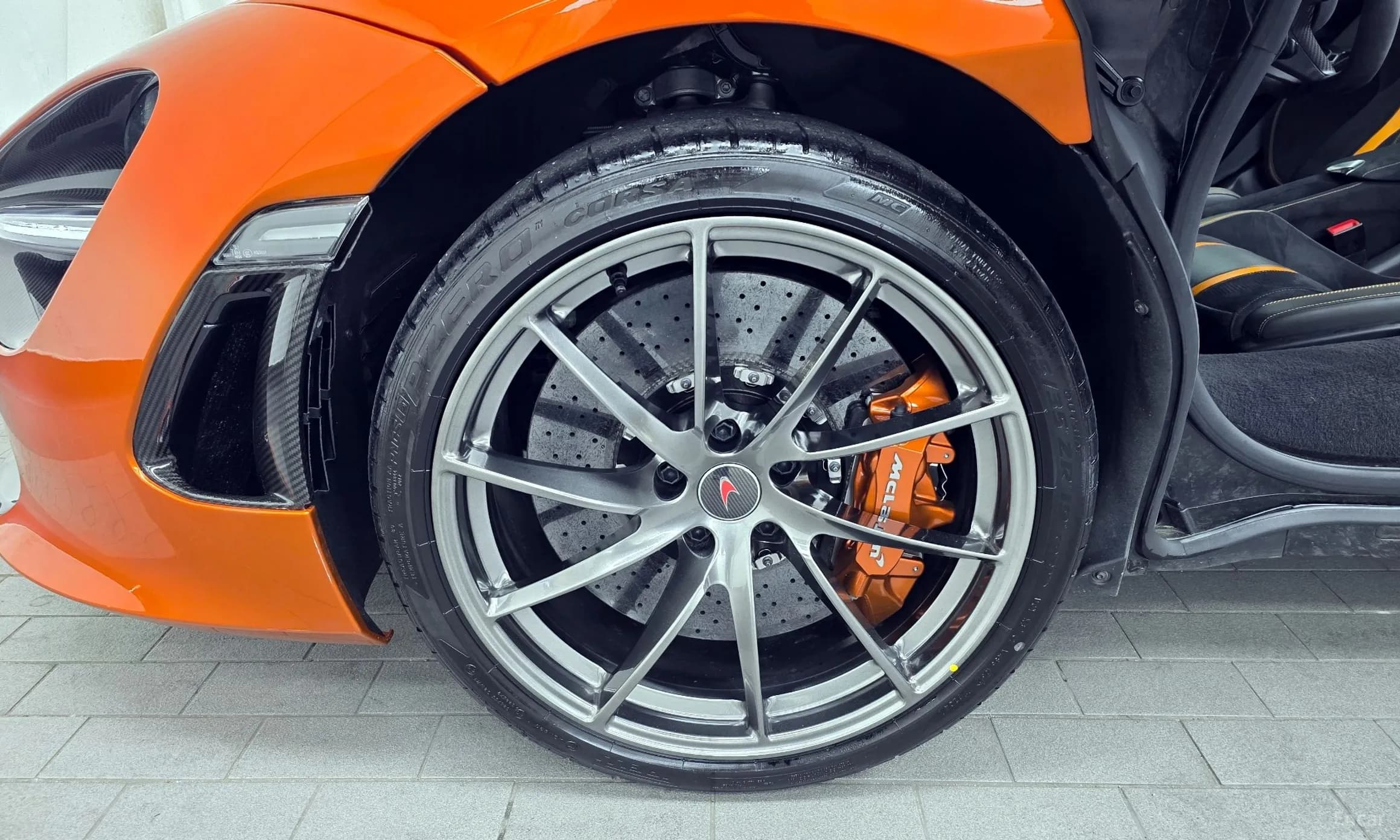 720S
