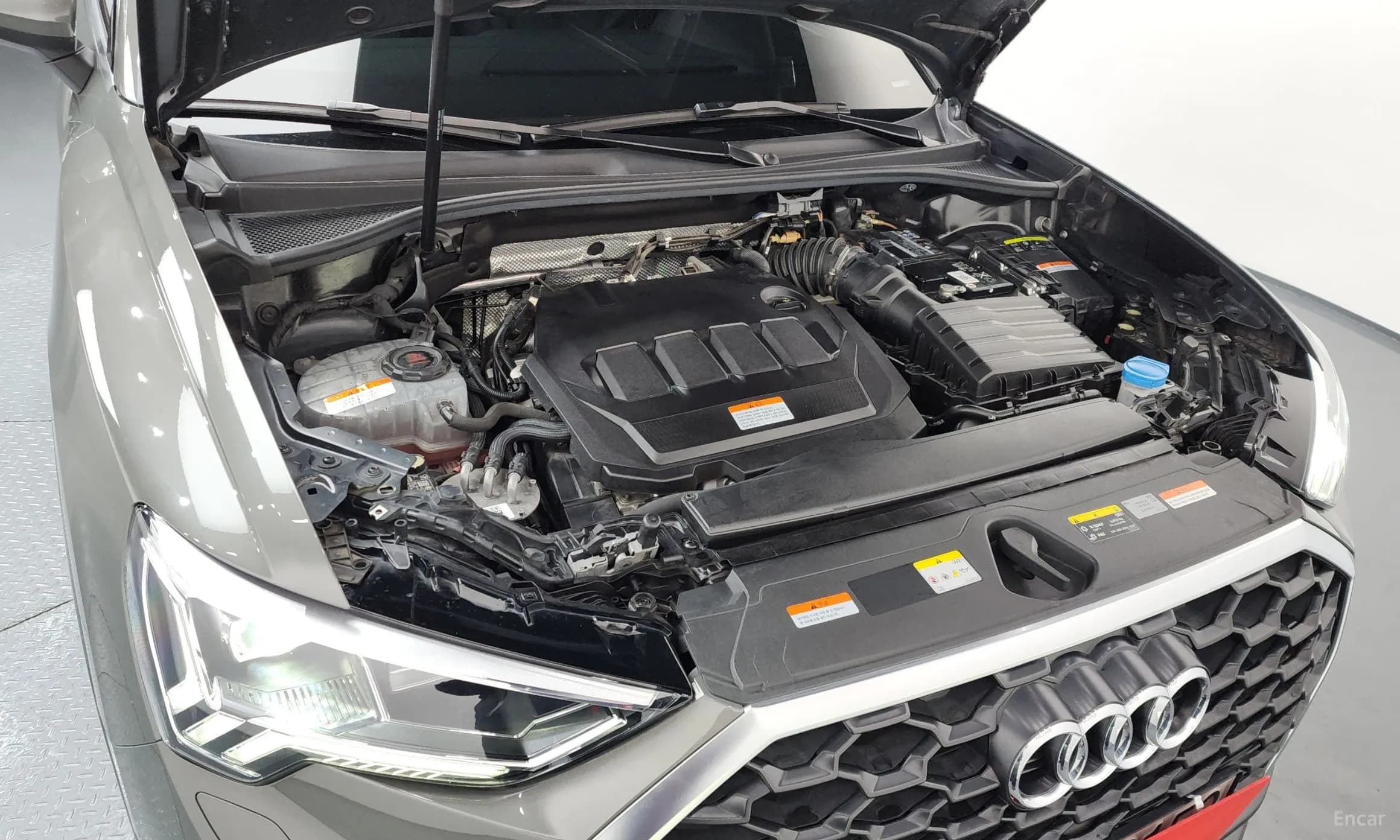 Q3 (F3)