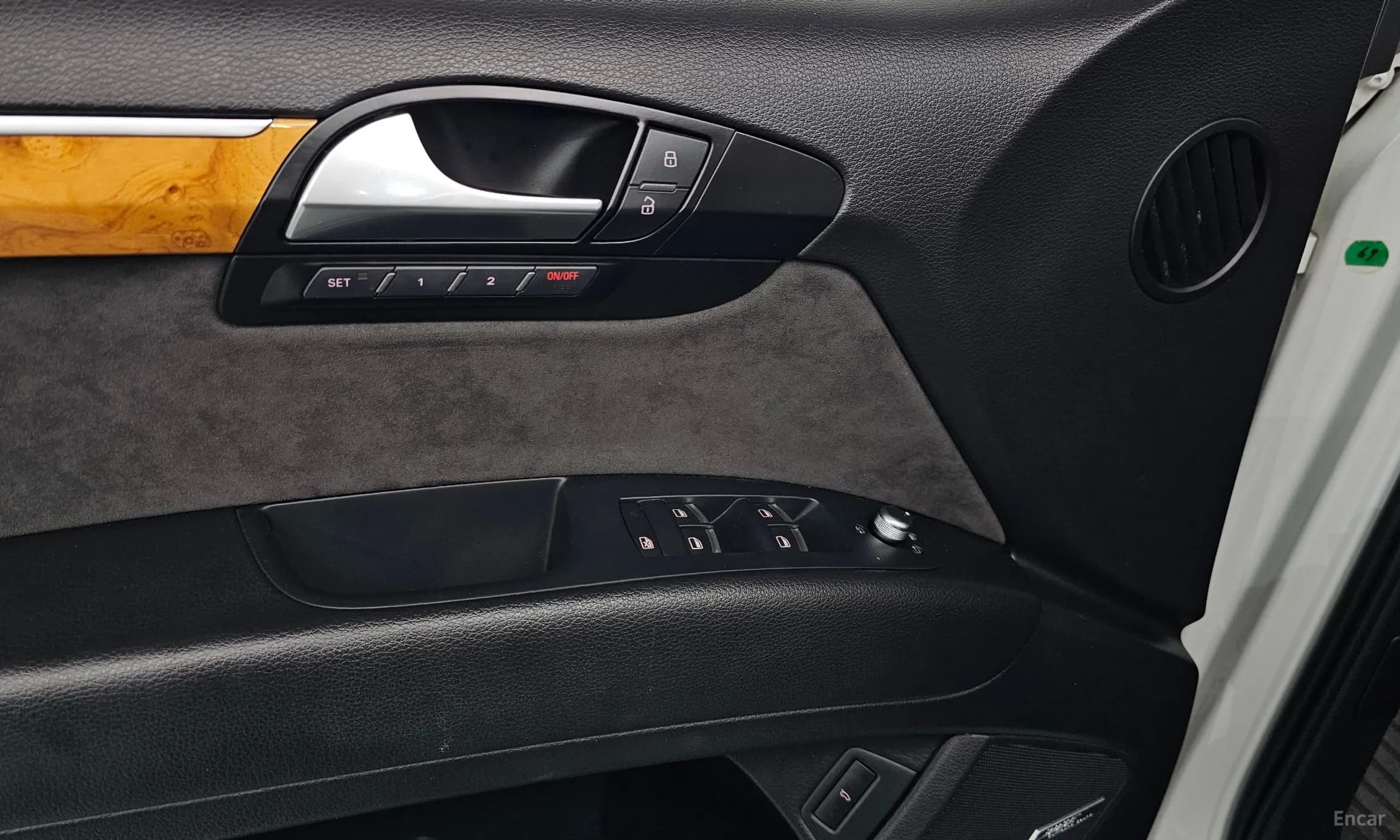 Q7