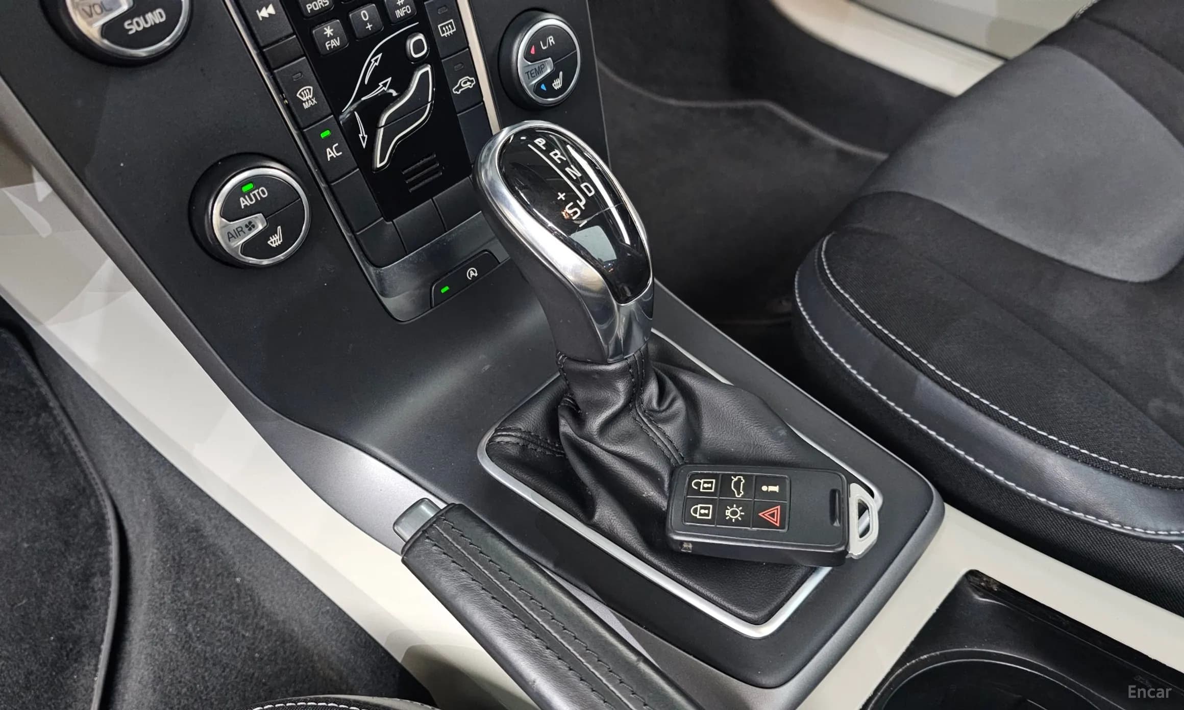 V40