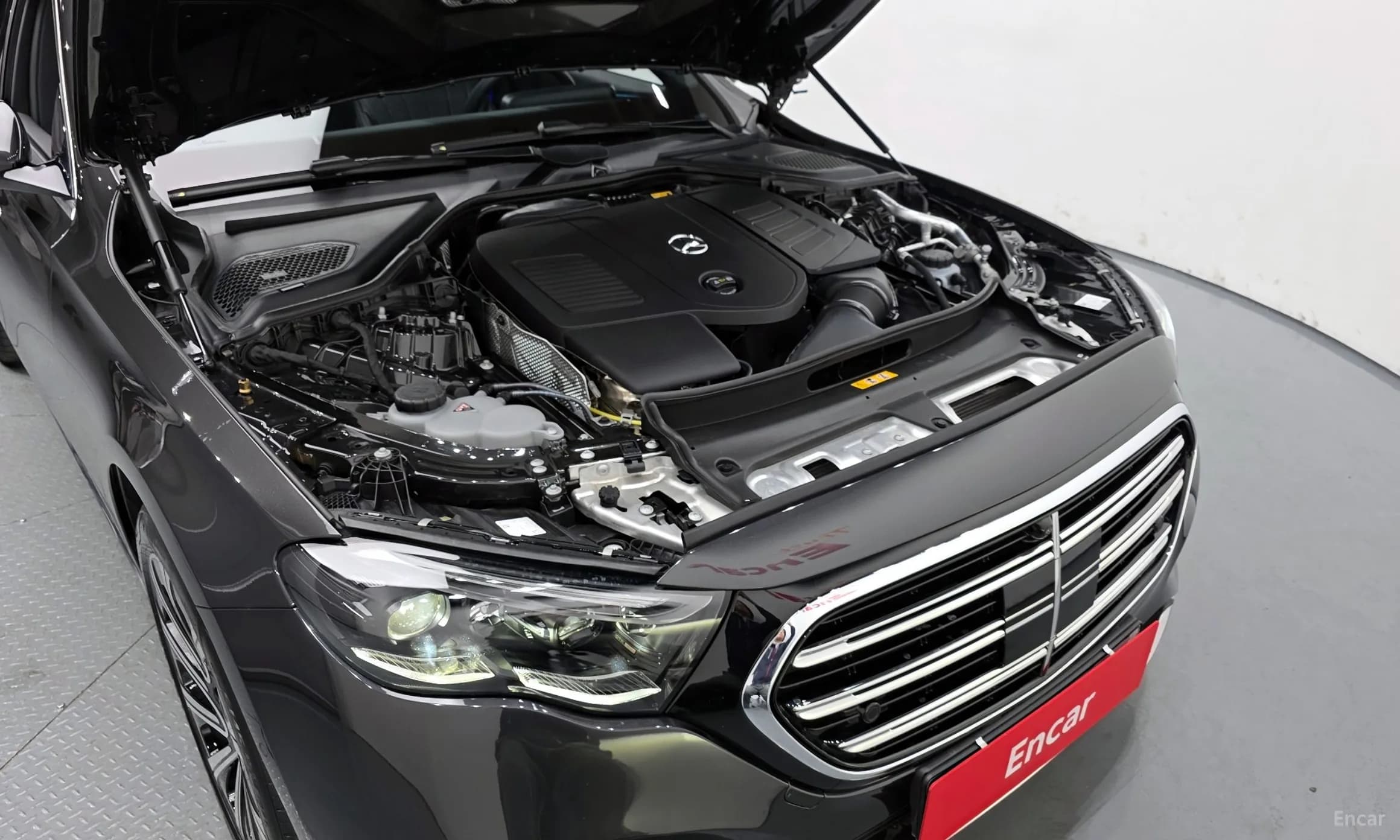 E-Class W214