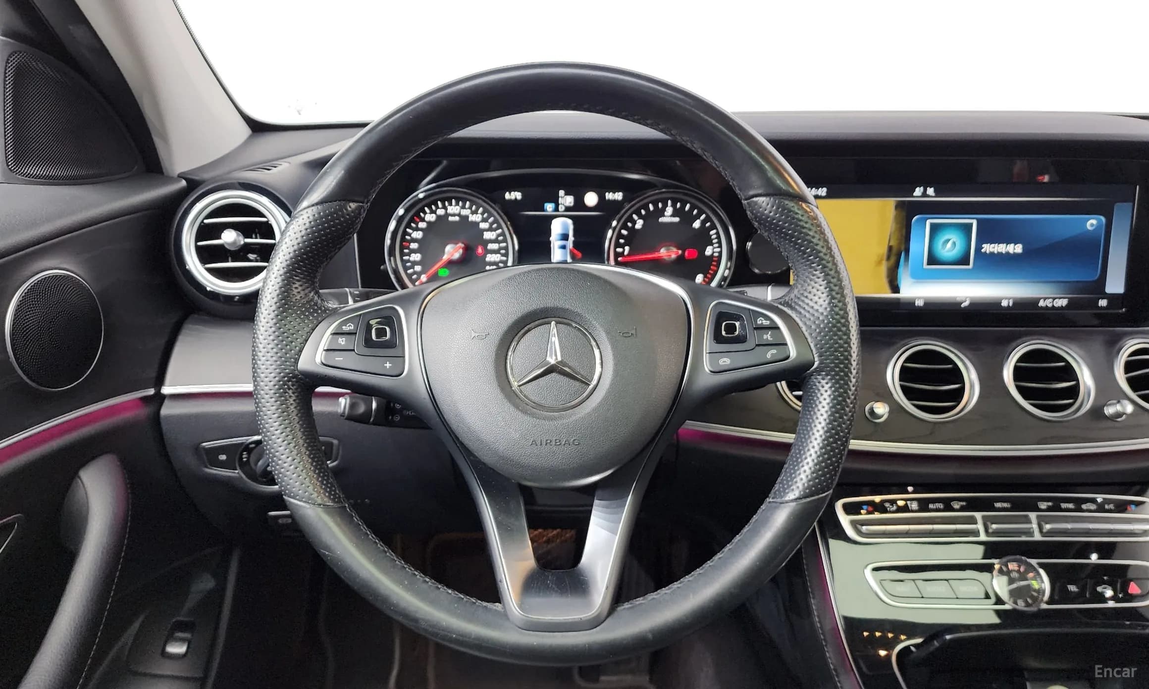 E-Class W213