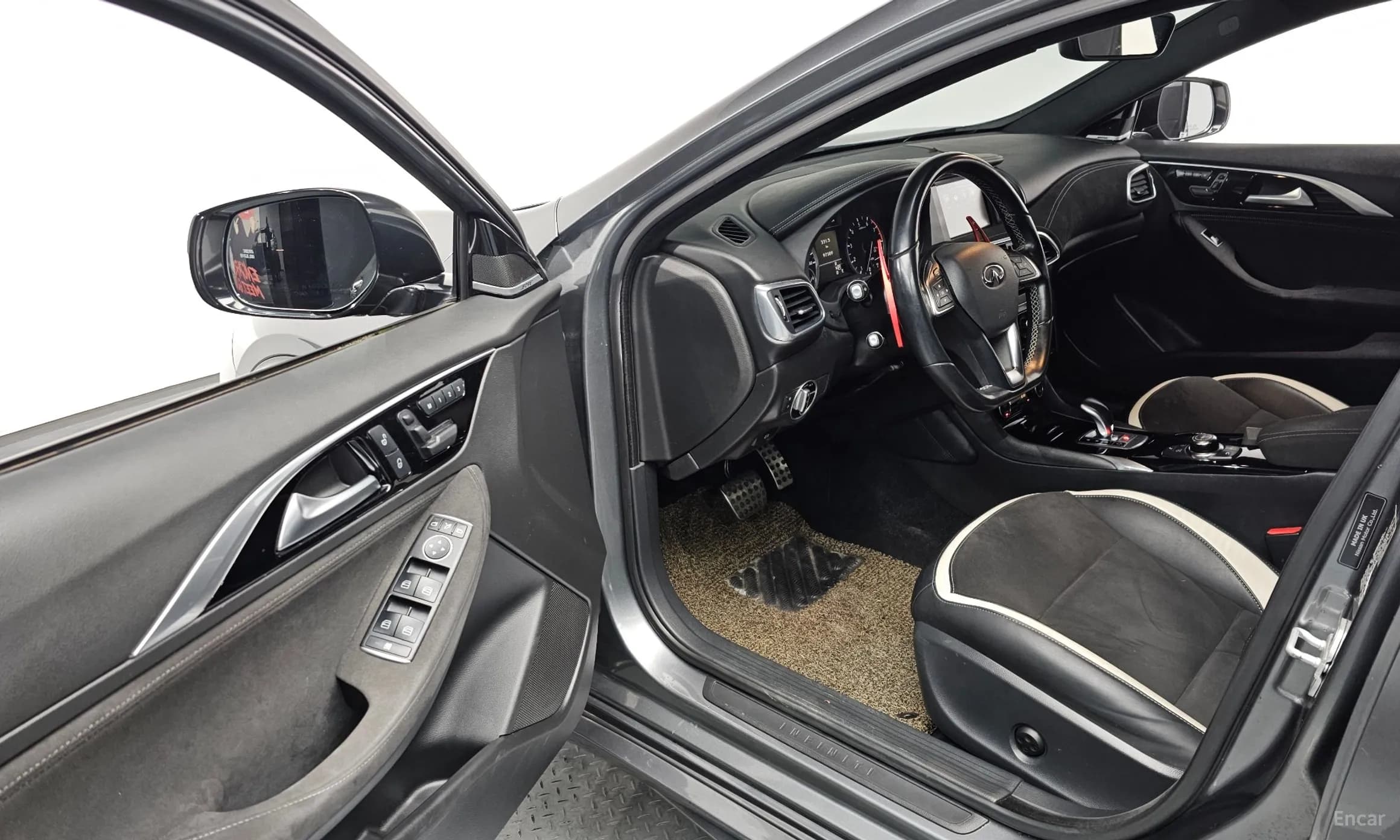 Q30