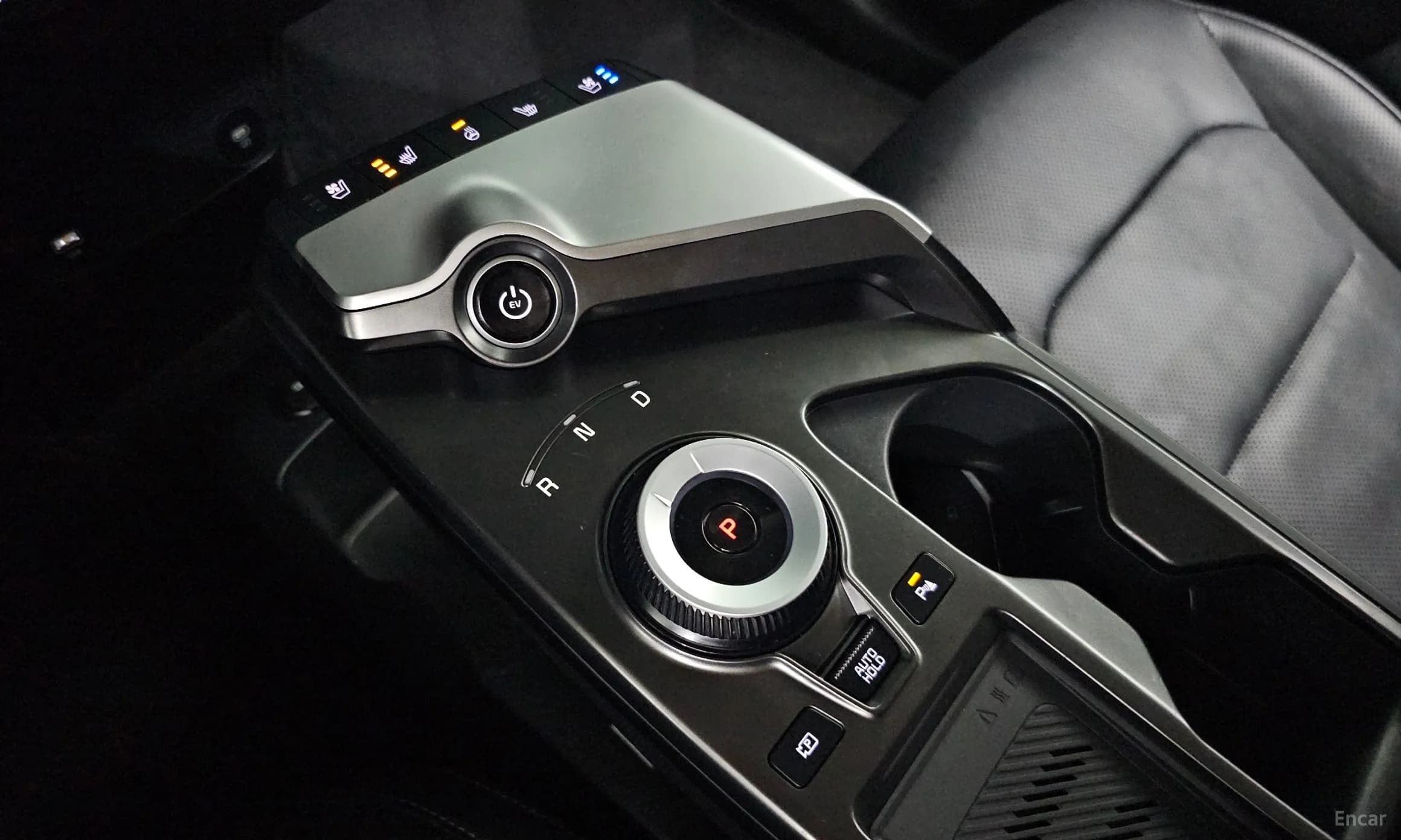 EV6