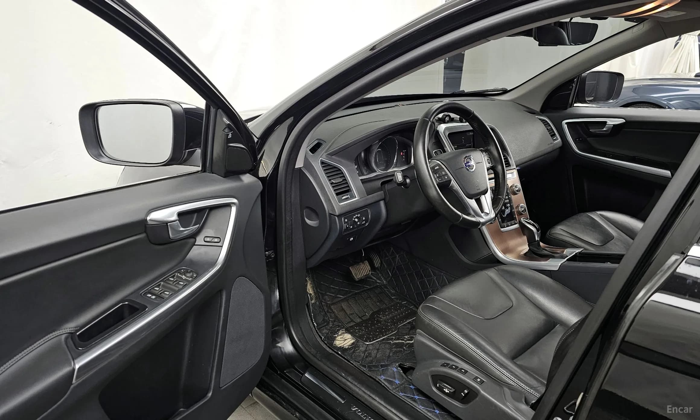 XC60