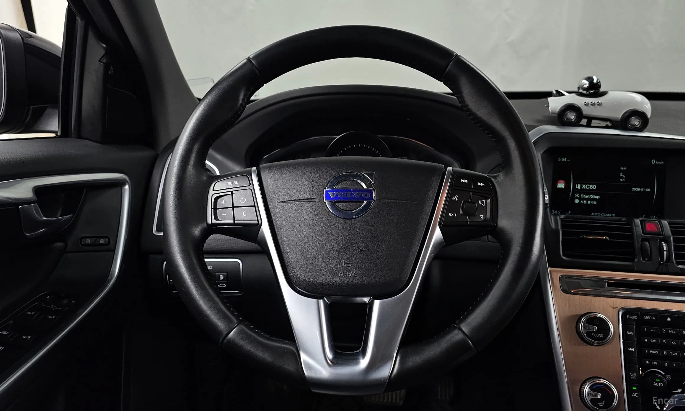 XC60