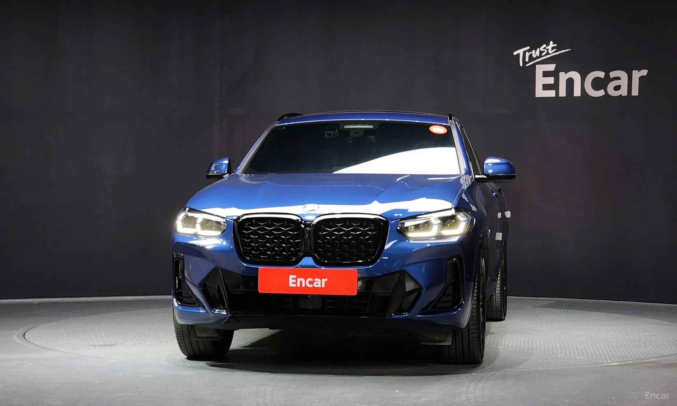 X4 (G02)