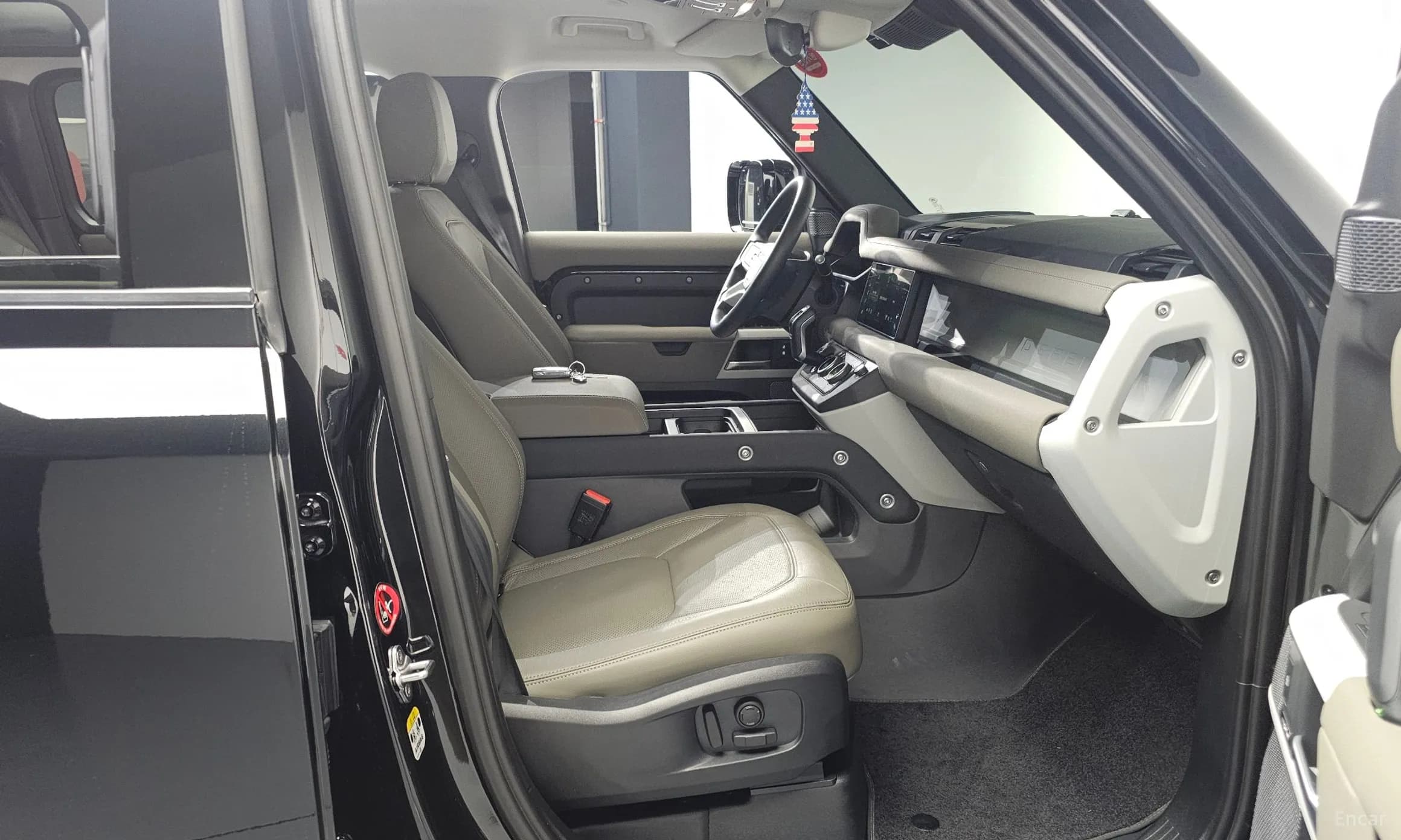 Defender (L663)
